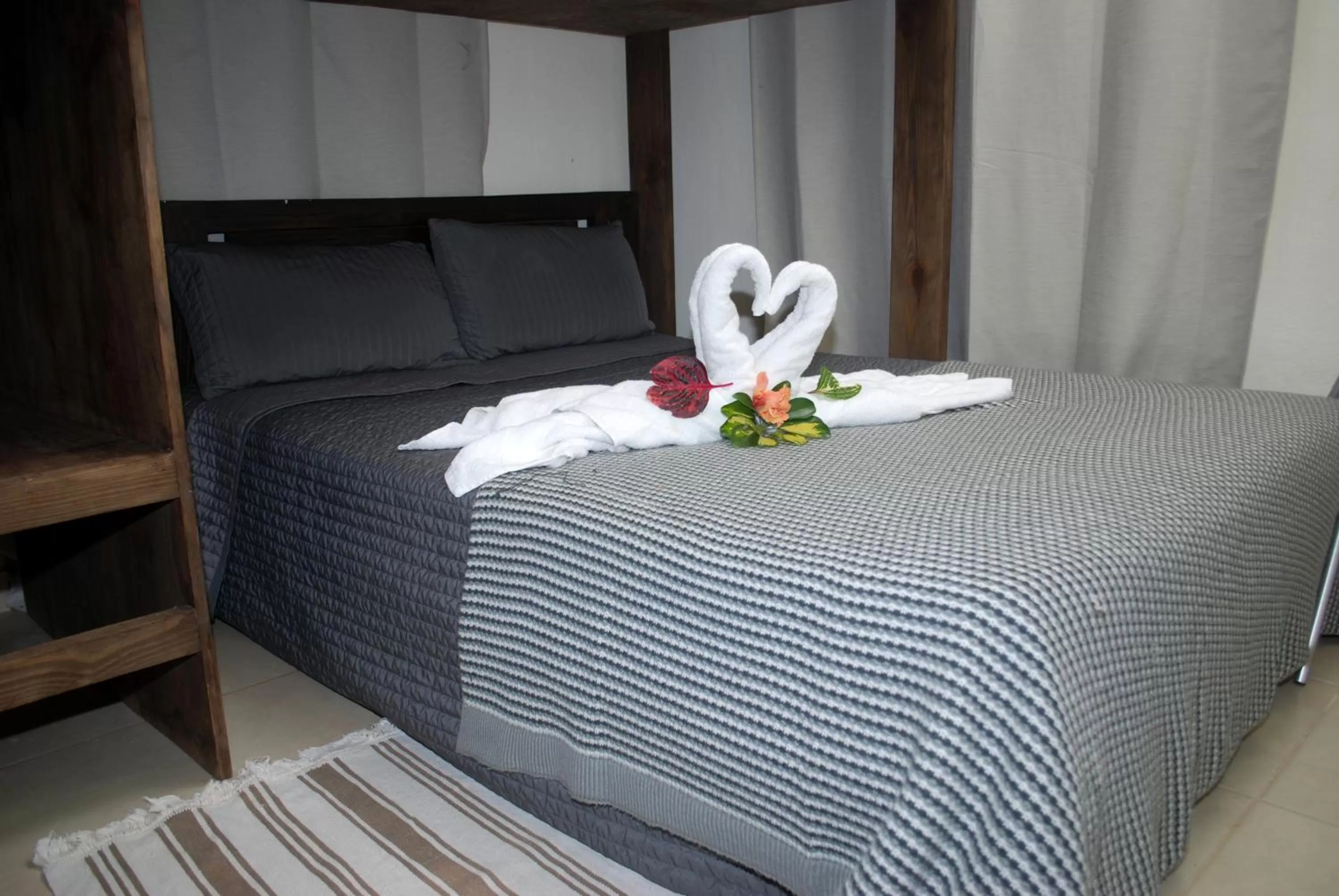 Bed in Hotel Rancho Constanza & Cabañas de la Montaña