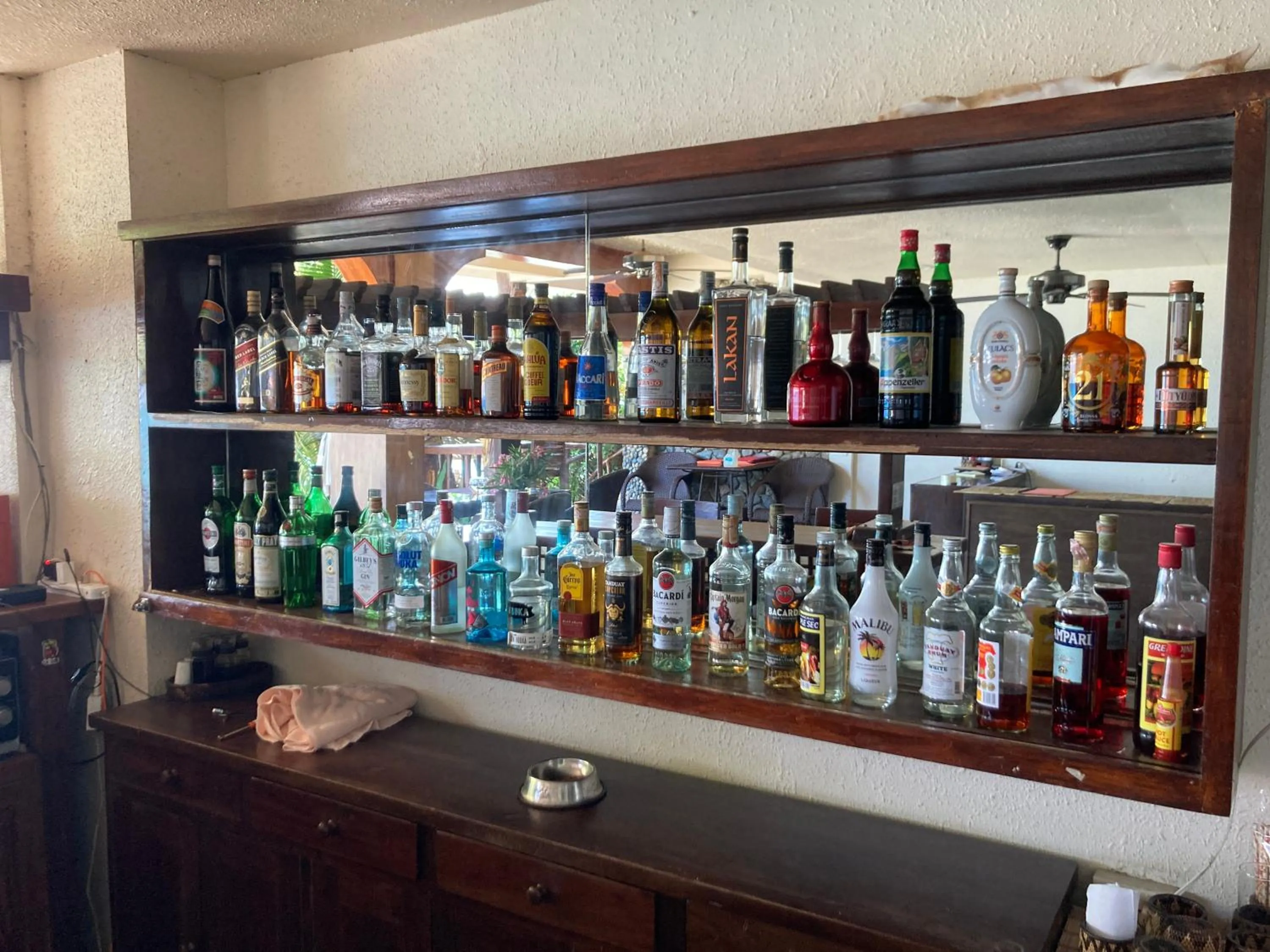 Lounge or bar, Lounge/Bar in Sunset At Aninuan Beach Resort