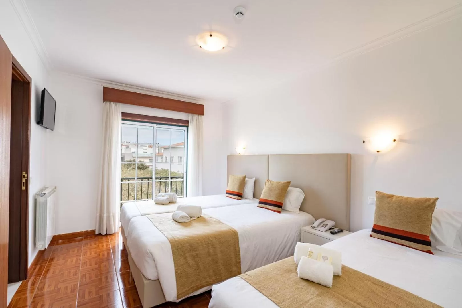 Bedroom, Bed in Hotel Padre Pio by Umbral