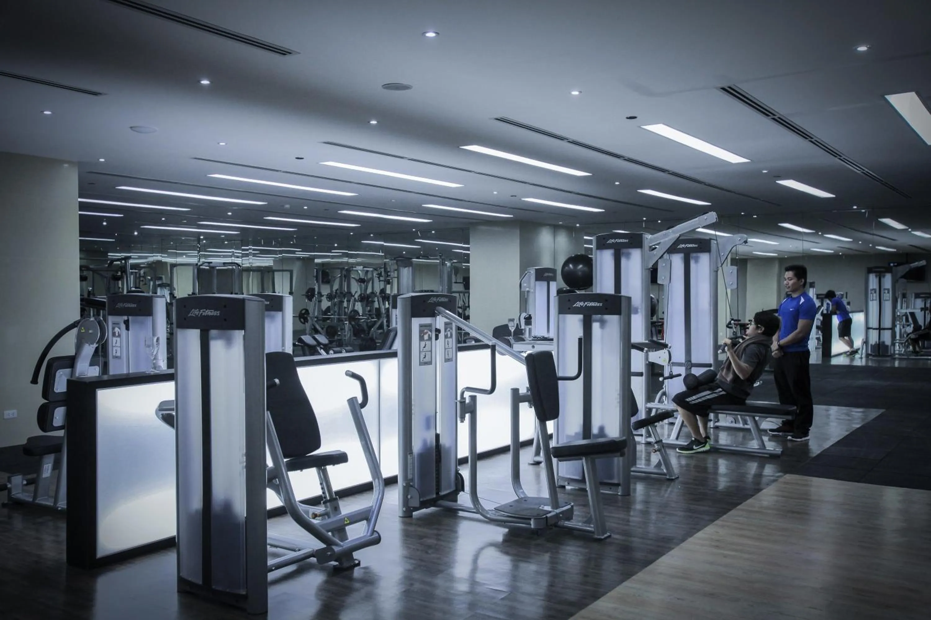 Fitness centre/facilities in Limketkai Luxe Hotel
