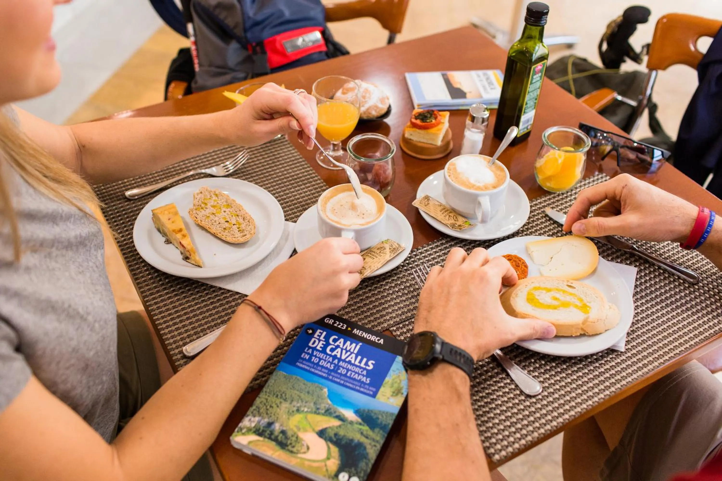 Food and drinks in Sagitario Hostal Ciutadella