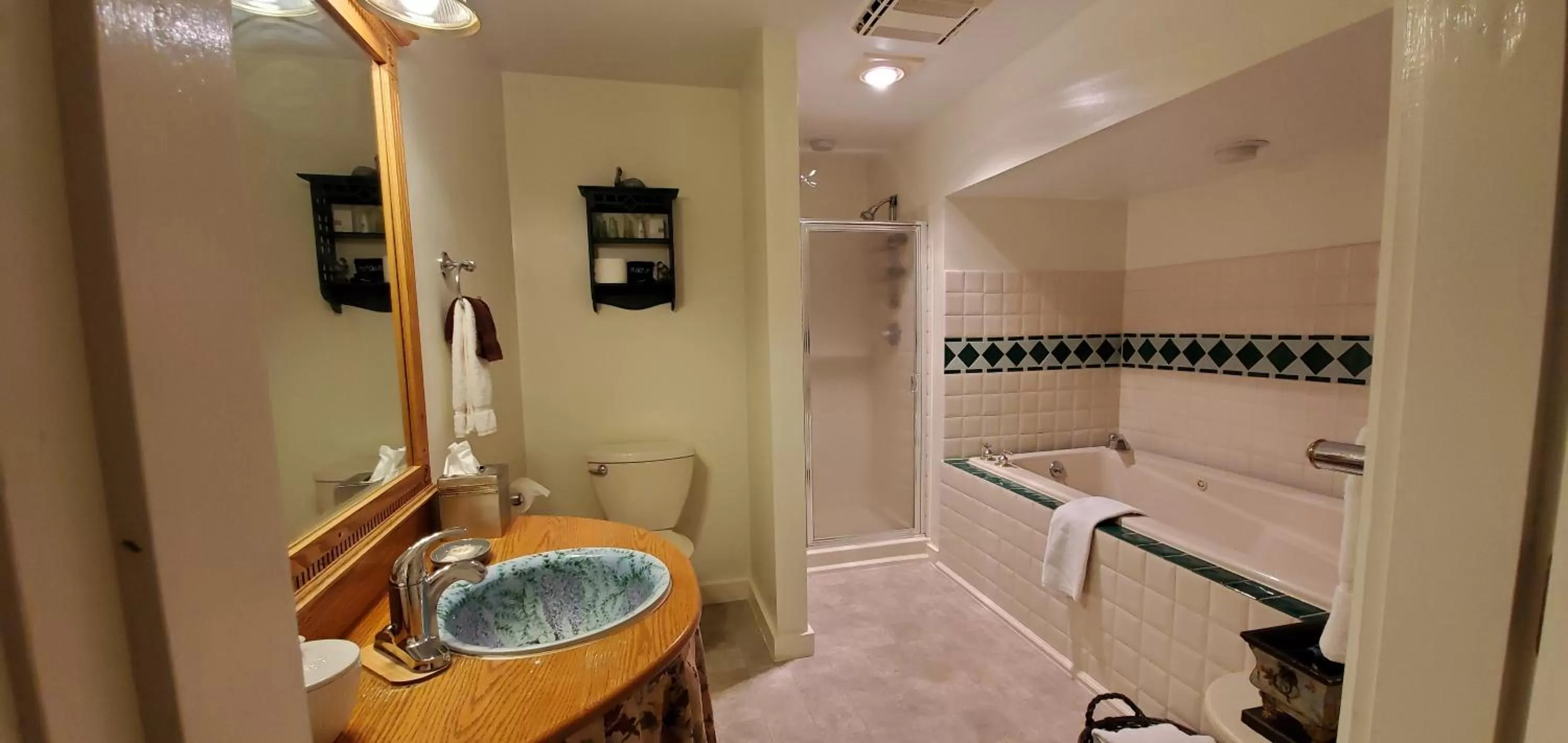 Bathroom in Blackberry Inn