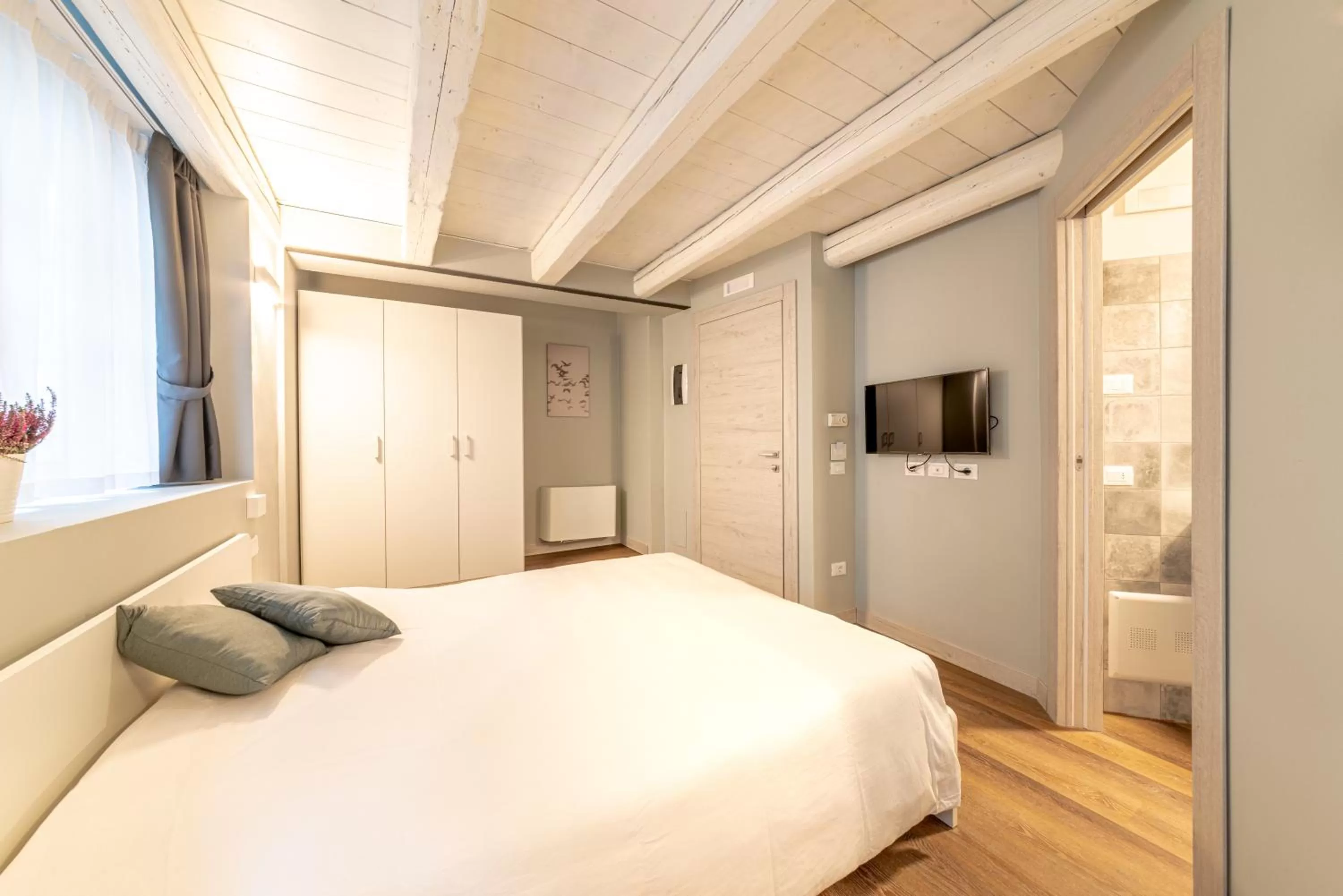 Bedroom, Bed in Mura 5&7