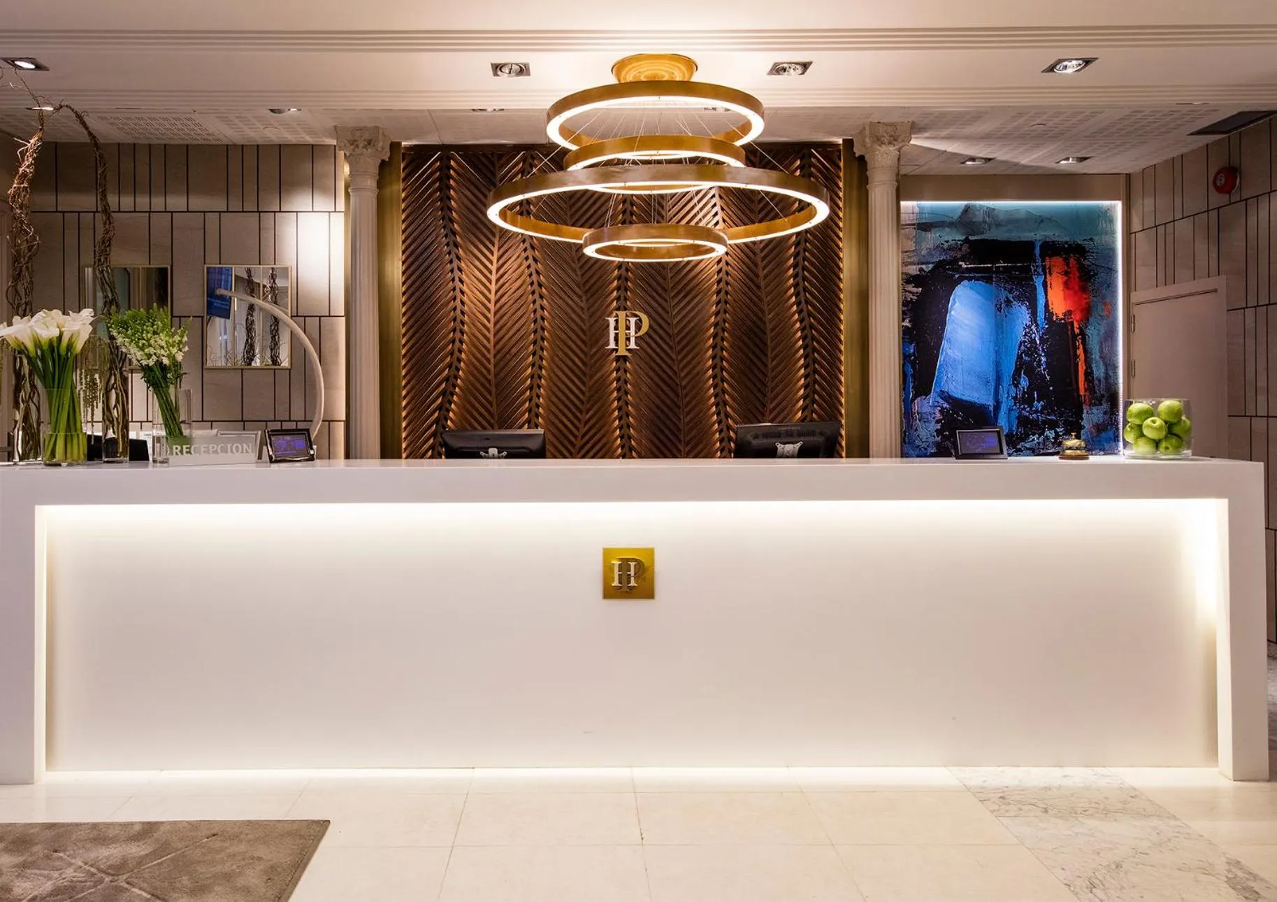 Lobby or reception in Preciados