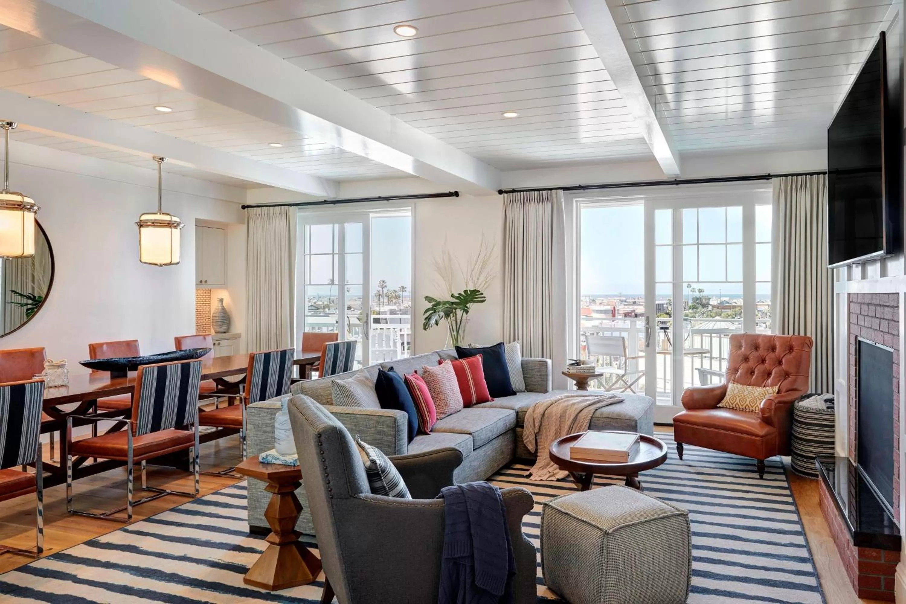 Living room in Lido House, Autograph Collection