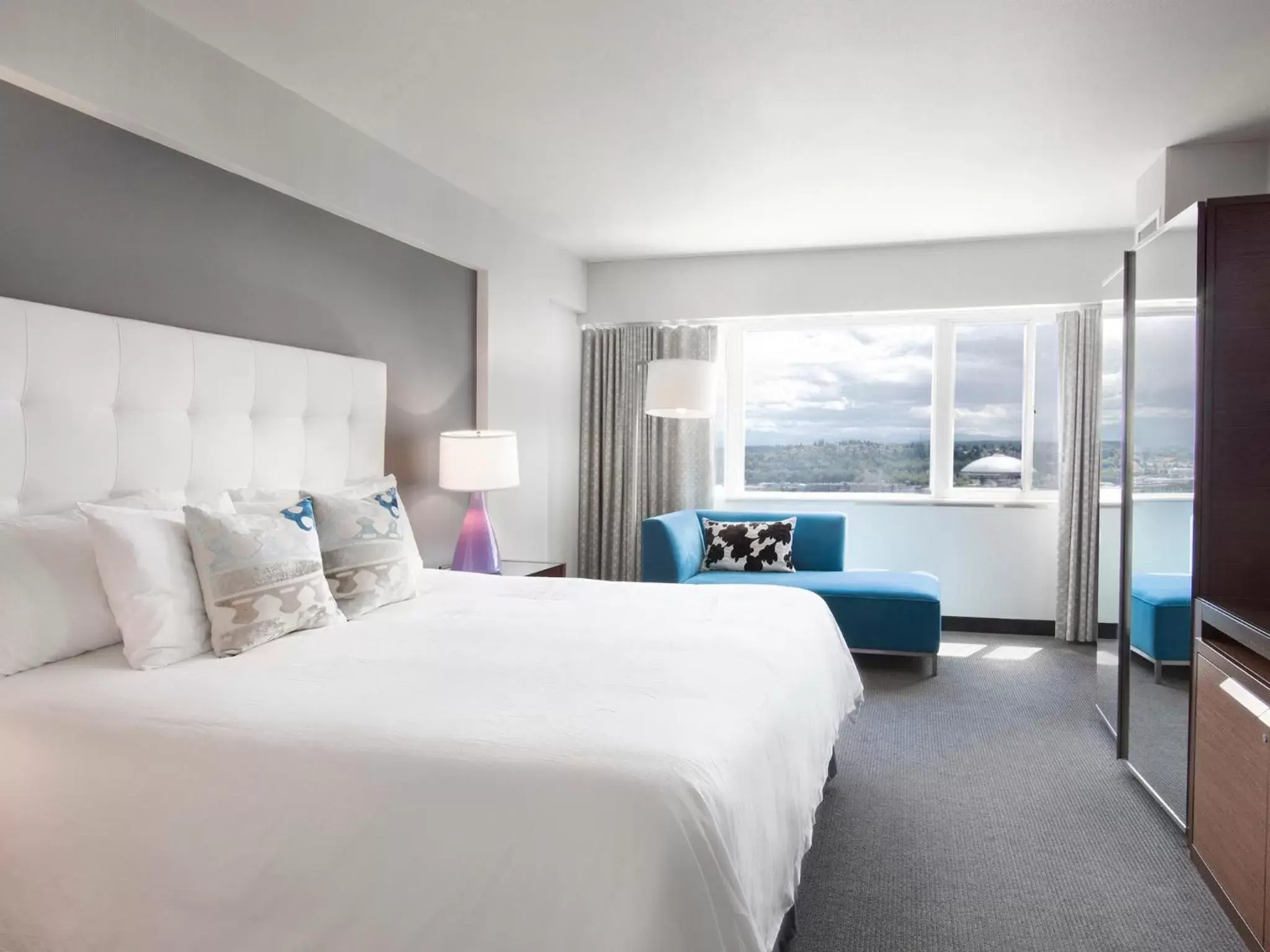 Club King Room in Hotel Murano Club King Room in Hotel Murano