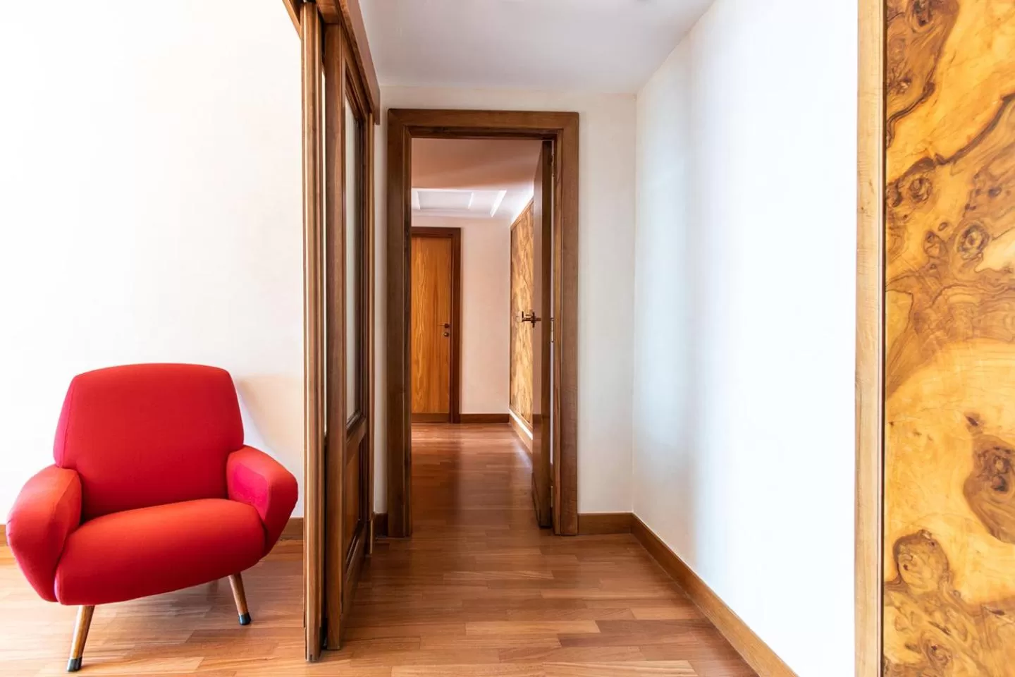 Decorative detail in Hotel Royal Continental