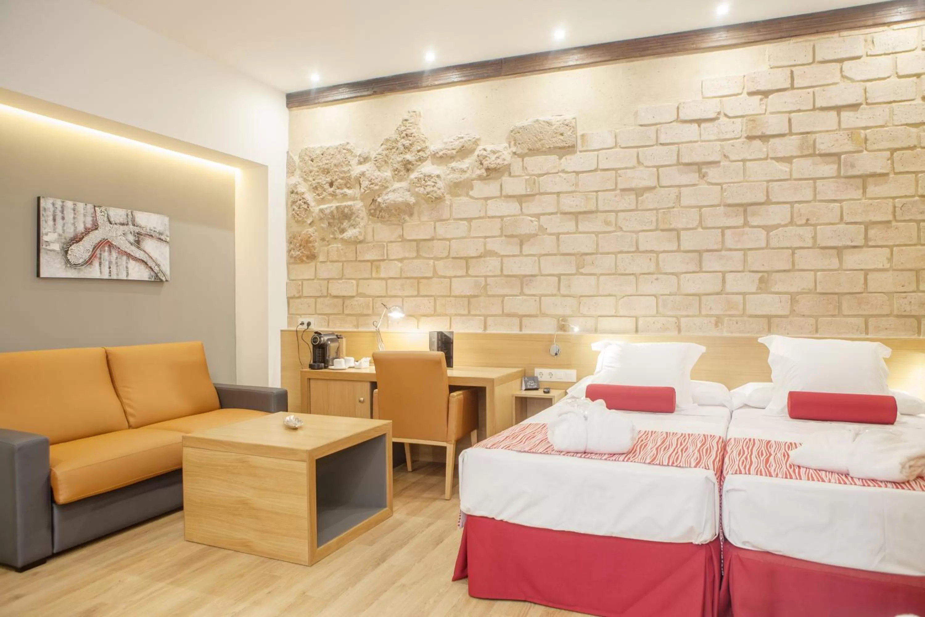 Bedroom, Bed in Soho Boutique Capuchinos & Spa