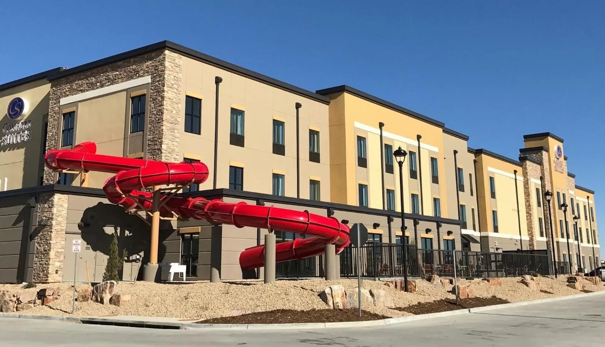 Property building in Comfort Suites Loveland