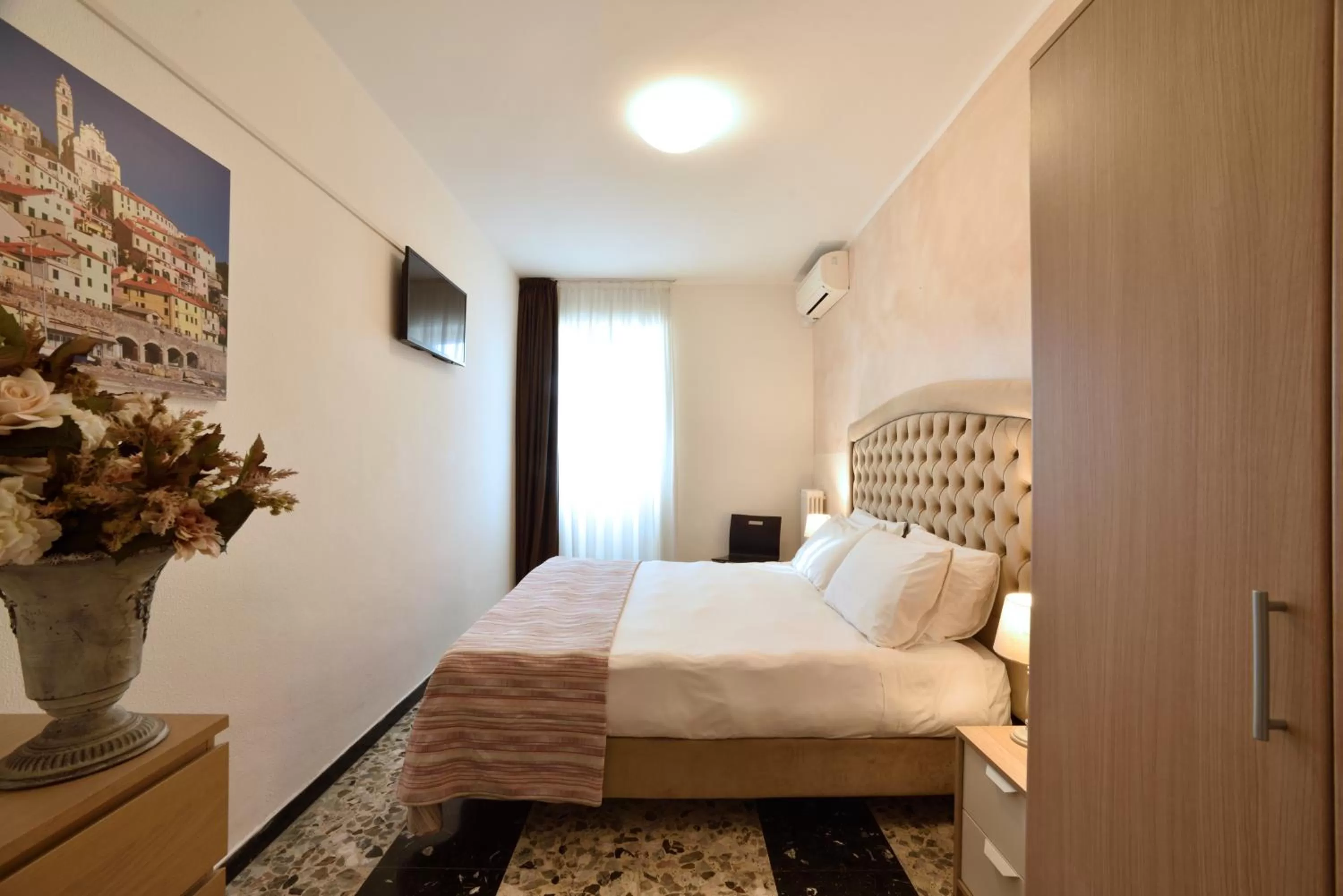 Bed in Hotel Ristorante La Marina Mhotelsgroup