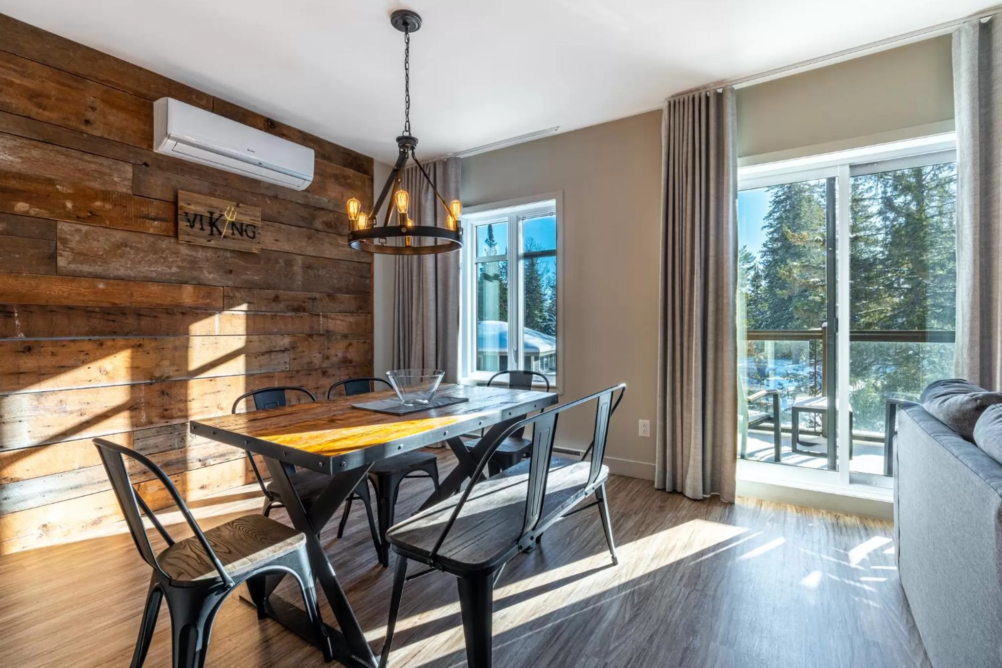 Dining area in Le Viking Resort