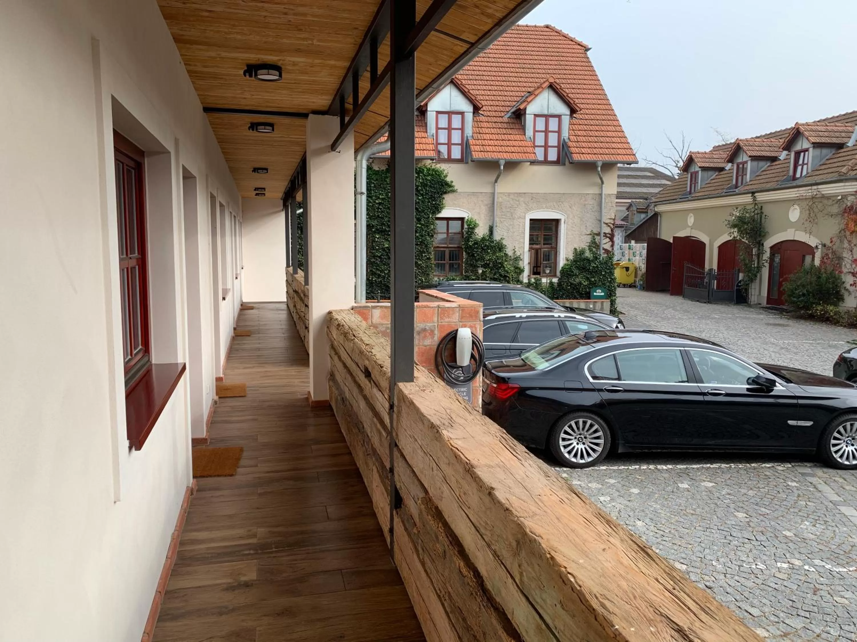 Property building in Hotel Dvur Hoffmeister