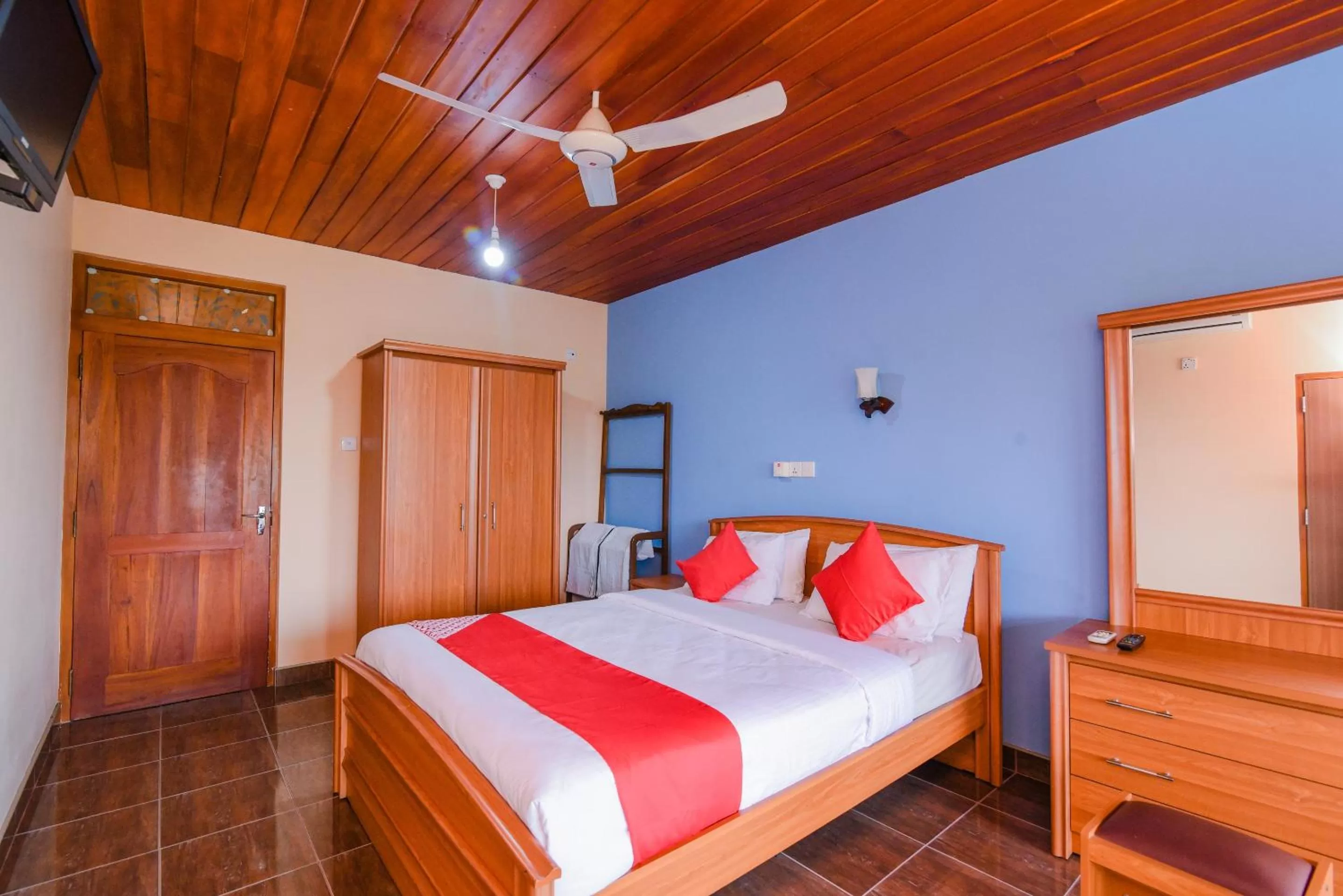 Bedroom, Bed in Blue Haven Guest House