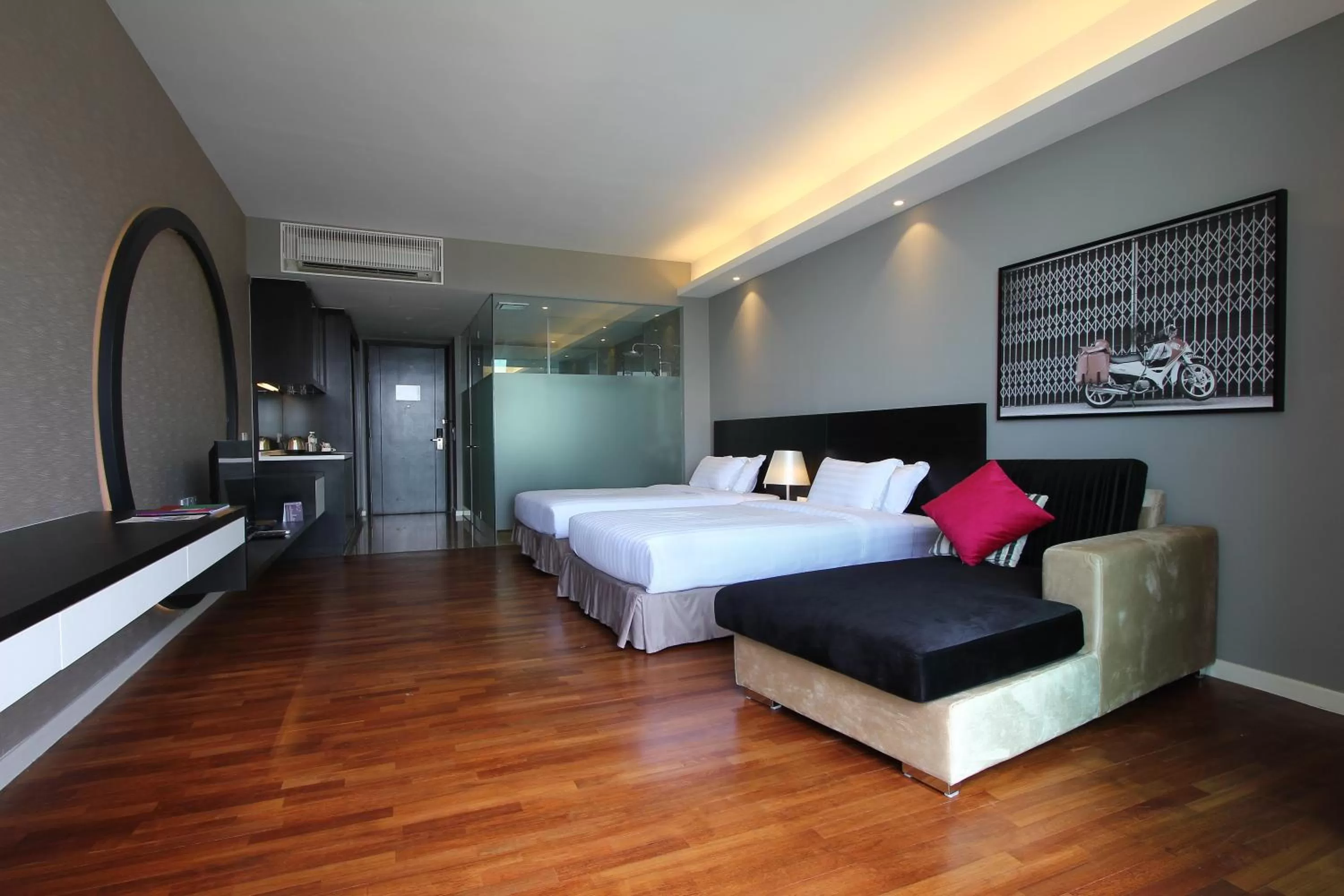 TV and multimedia, Bed in The Shore Hotel & Residences