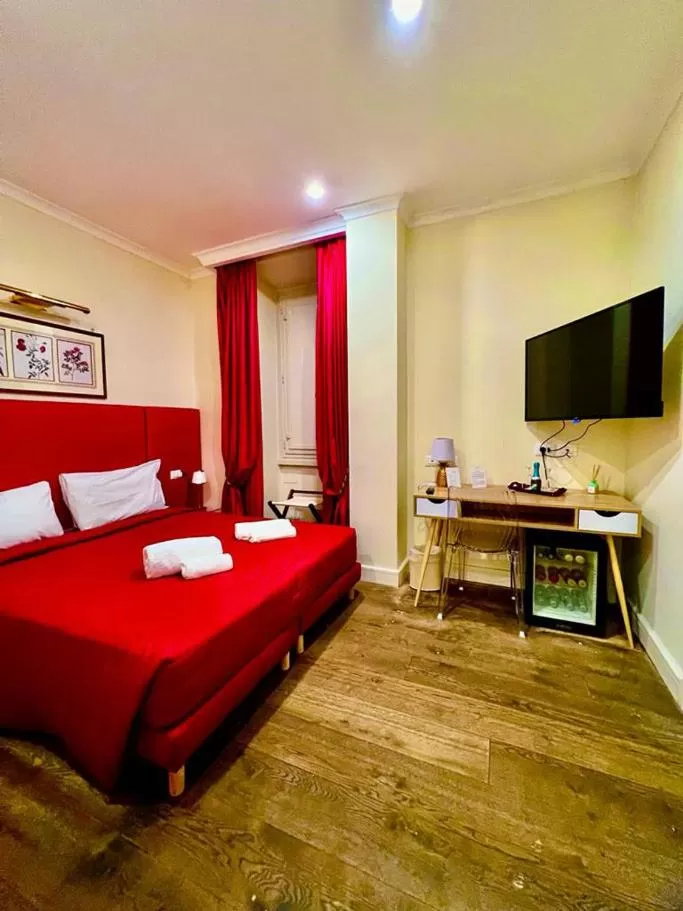 TV/Entertainment Center in Quirinale luxury suite Roma