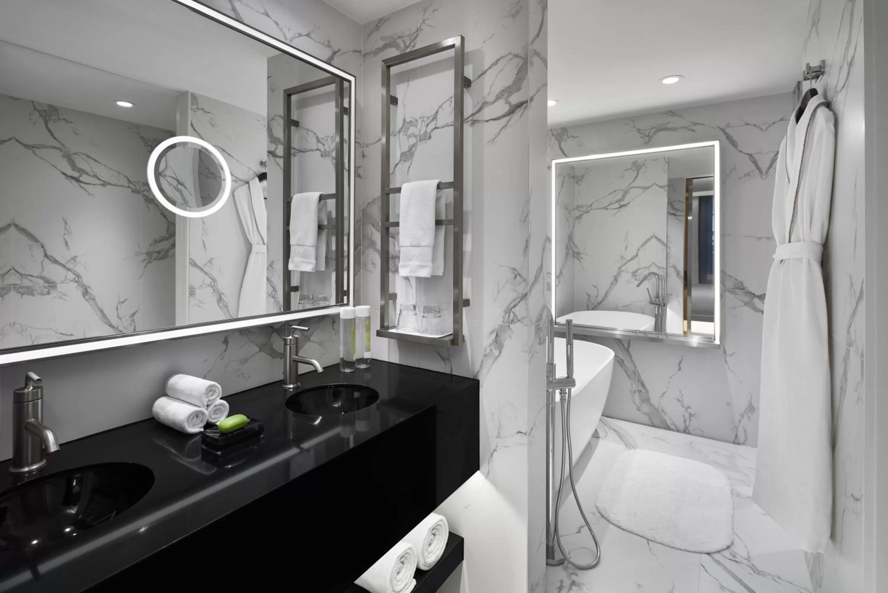 Bathroom in Hotel Washington