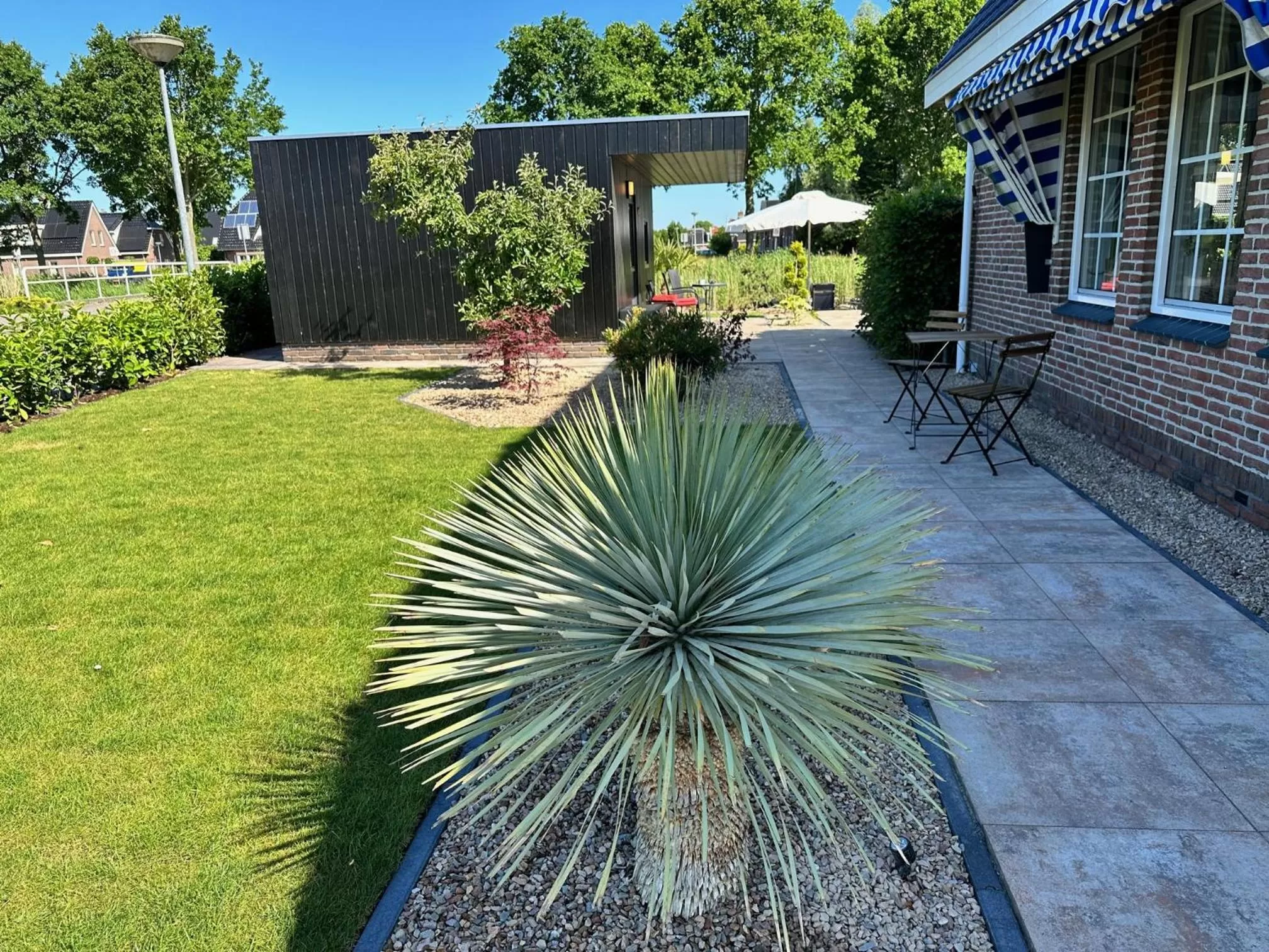 Garden view in B&B de Wiekeborg