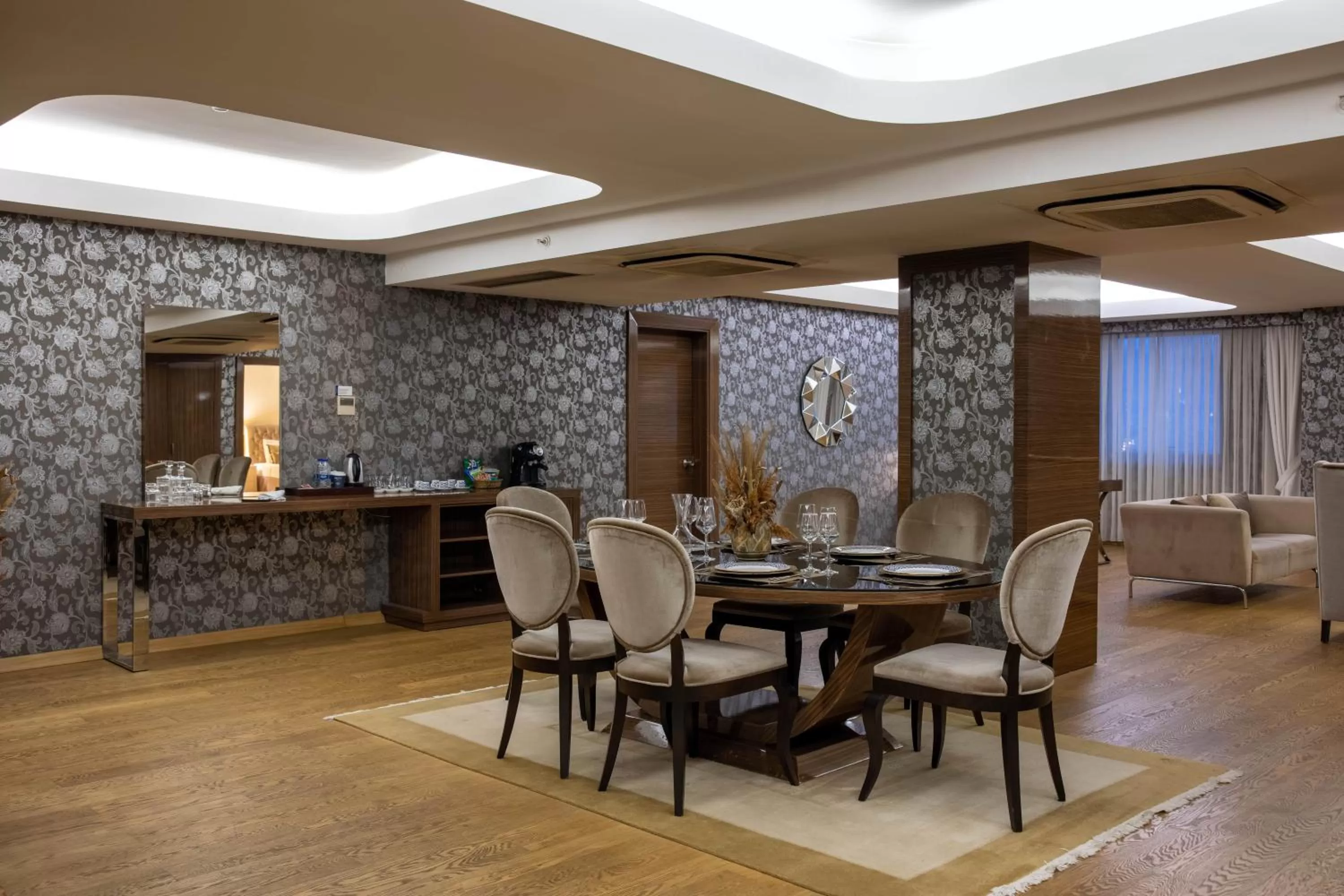 Living room in Anemon Grand Konya Otel