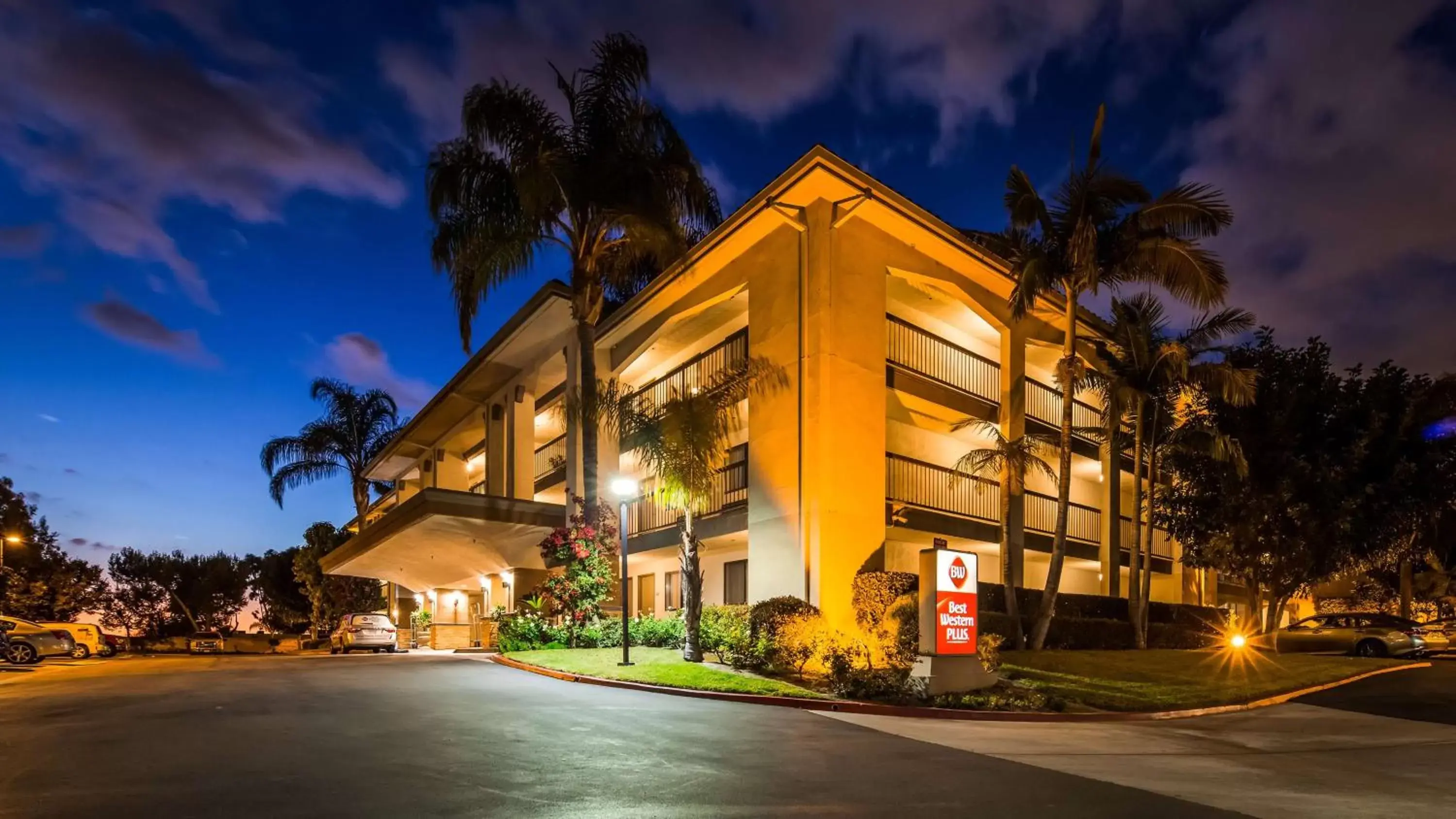 Best Western Plus Orange County Airport North Best Western Plus Orange County Airport North