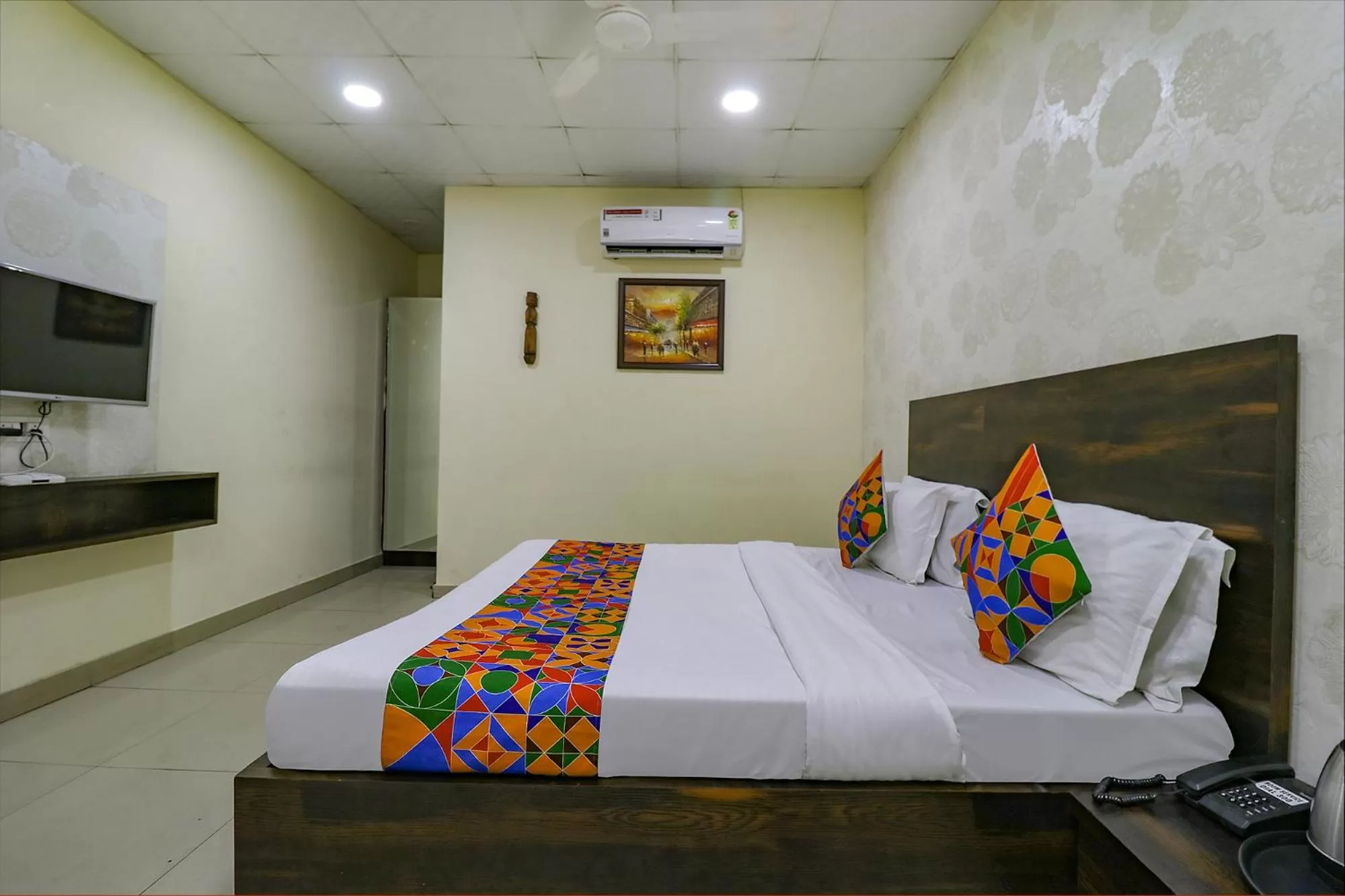 TV and multimedia, Bed in FabHotel Heaven Agya Ludhiana