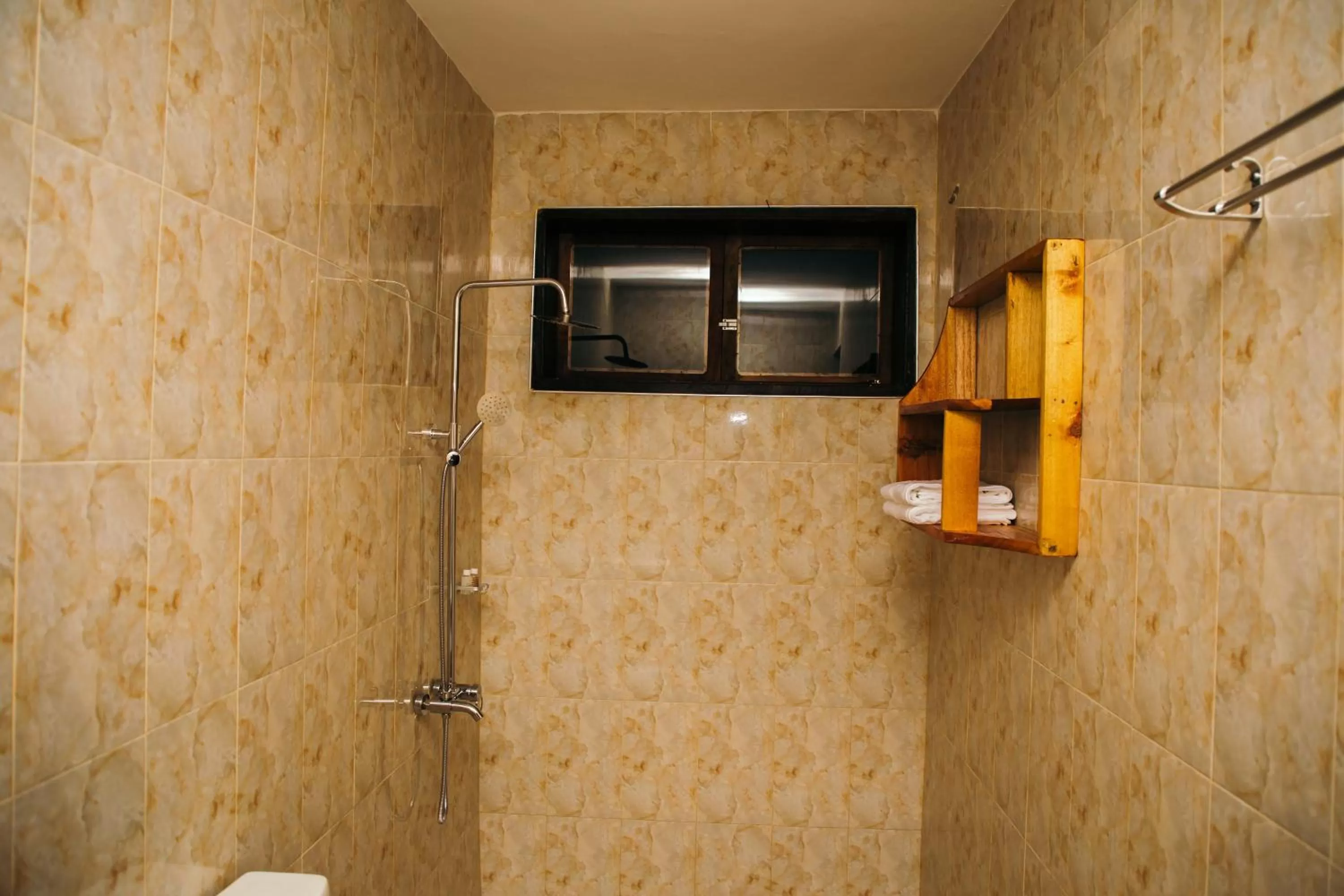 Bathroom in Dual Mountain View Lodge