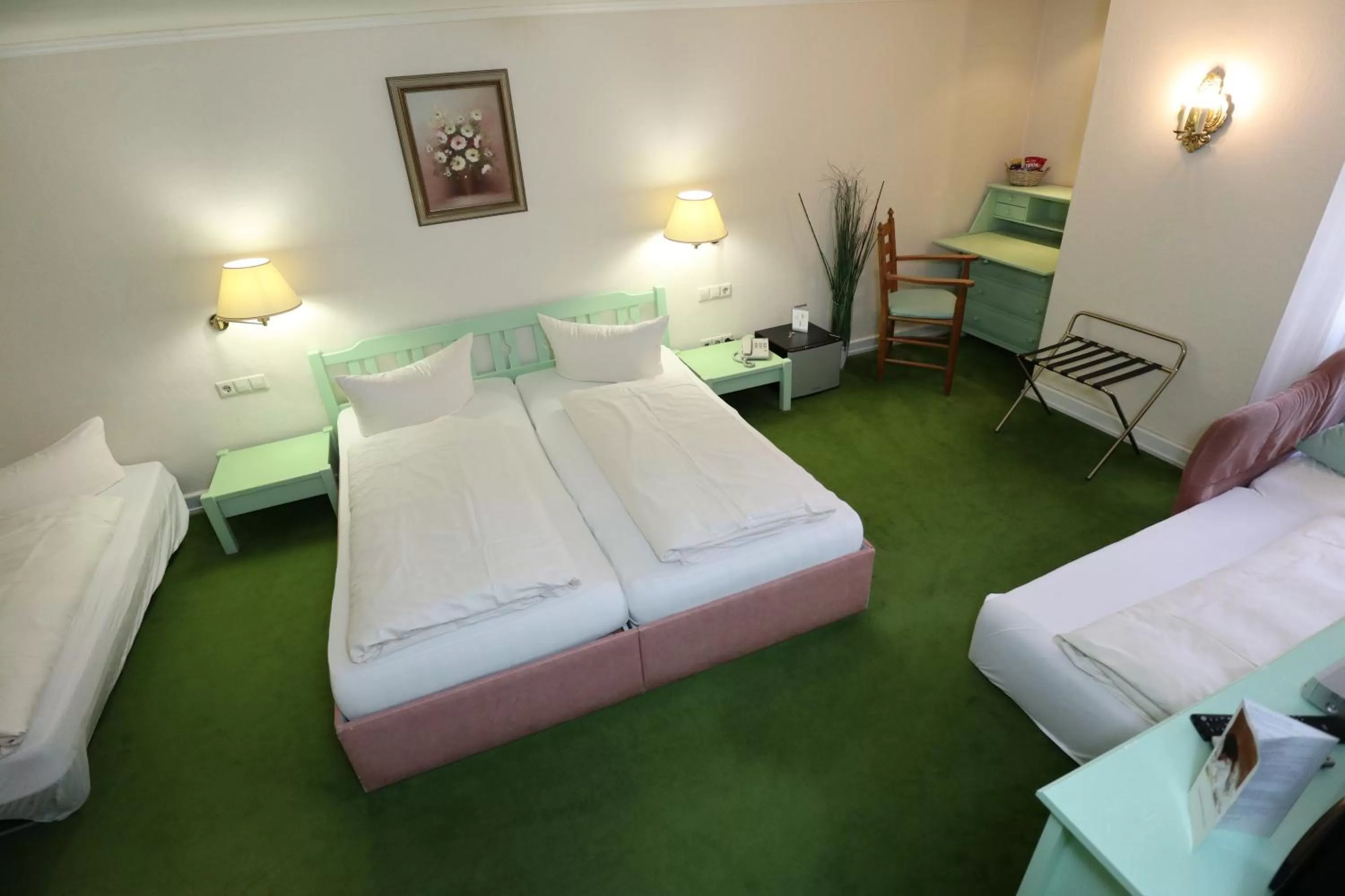 Bed in Schwarzwaldhotel Stollen