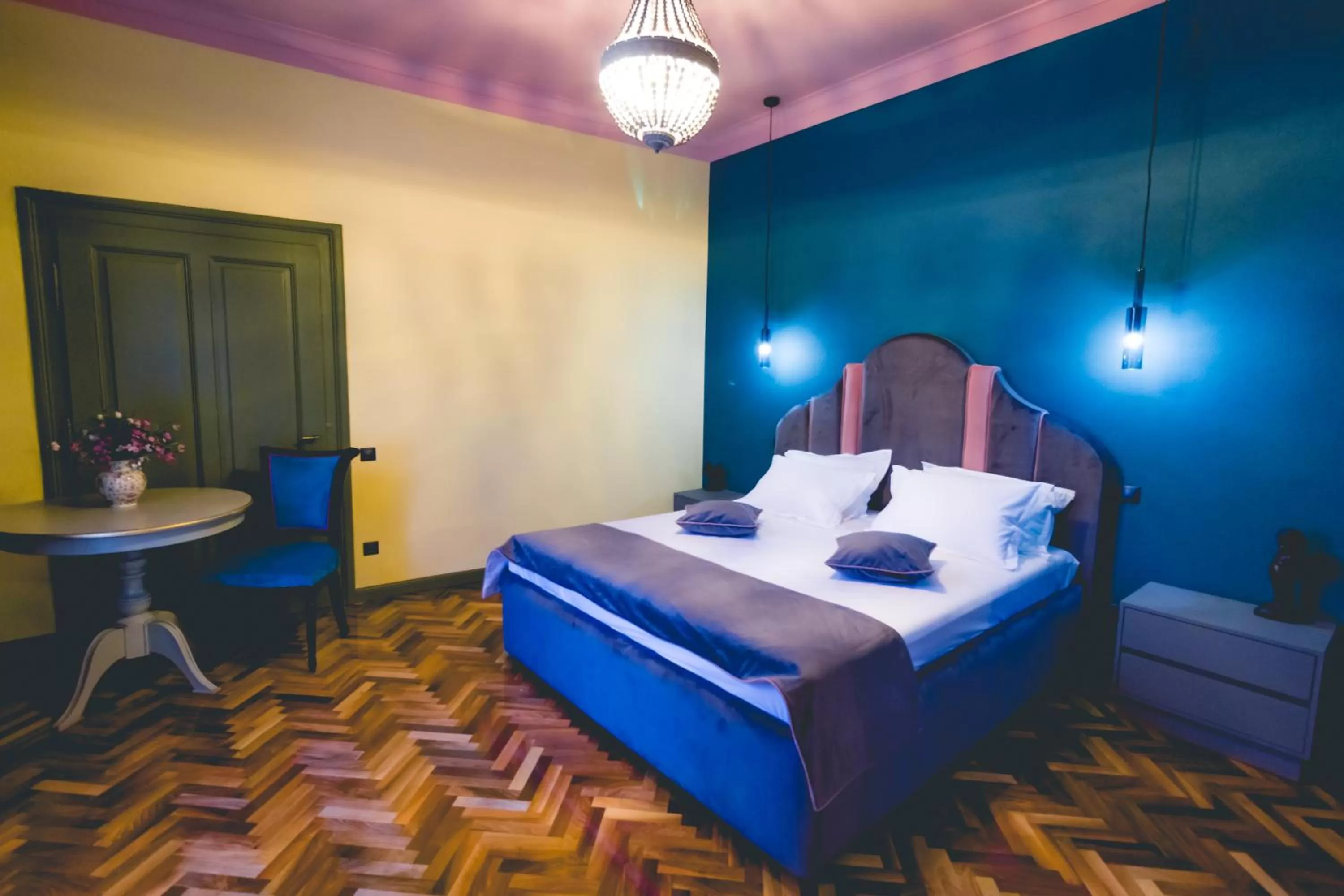 Photo of the whole room, Bed in MAGISTER seven