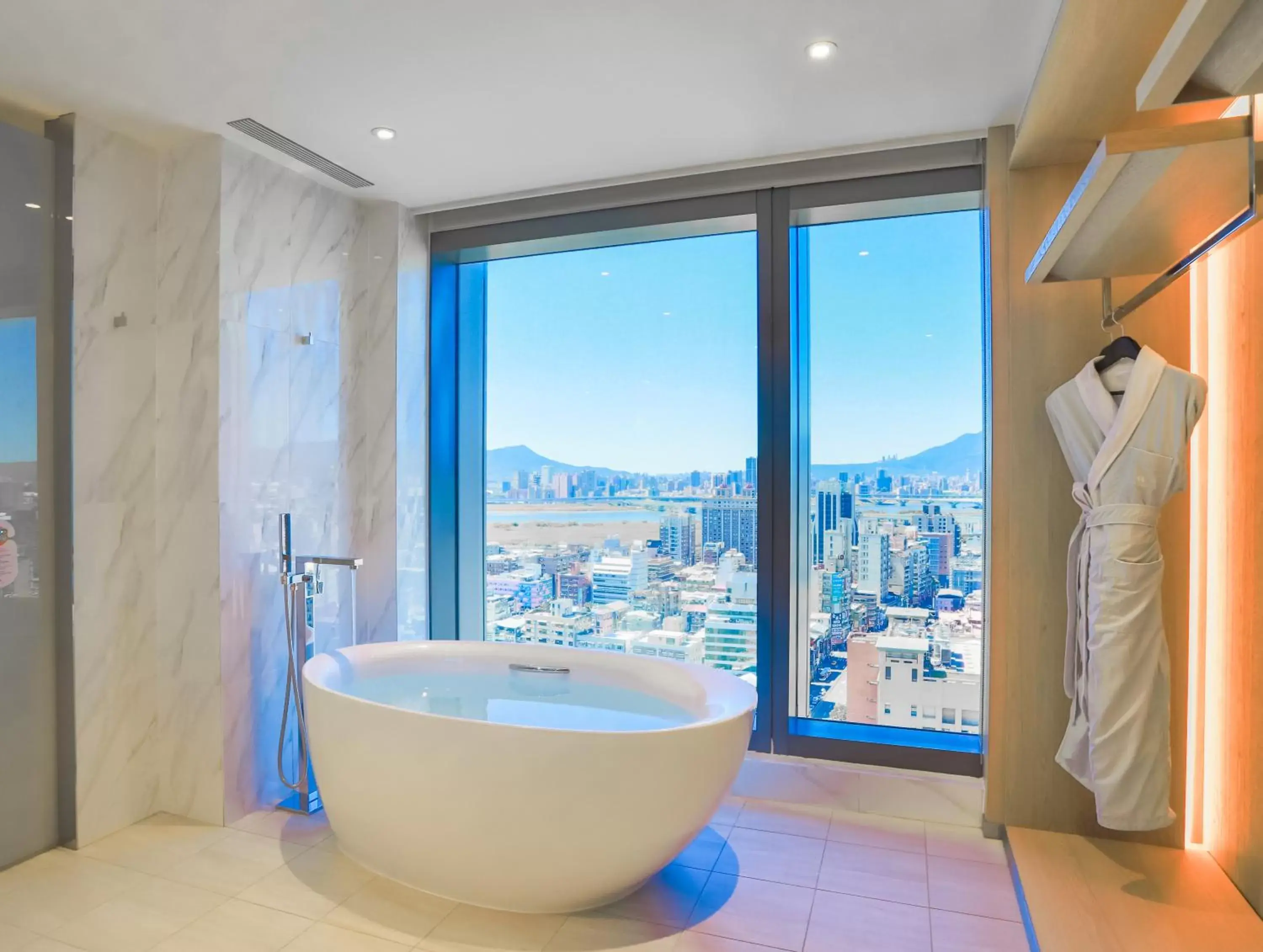 Deluxe Suite in Caesar Metro Taipei Deluxe Suite in Caesar Metro Taipei