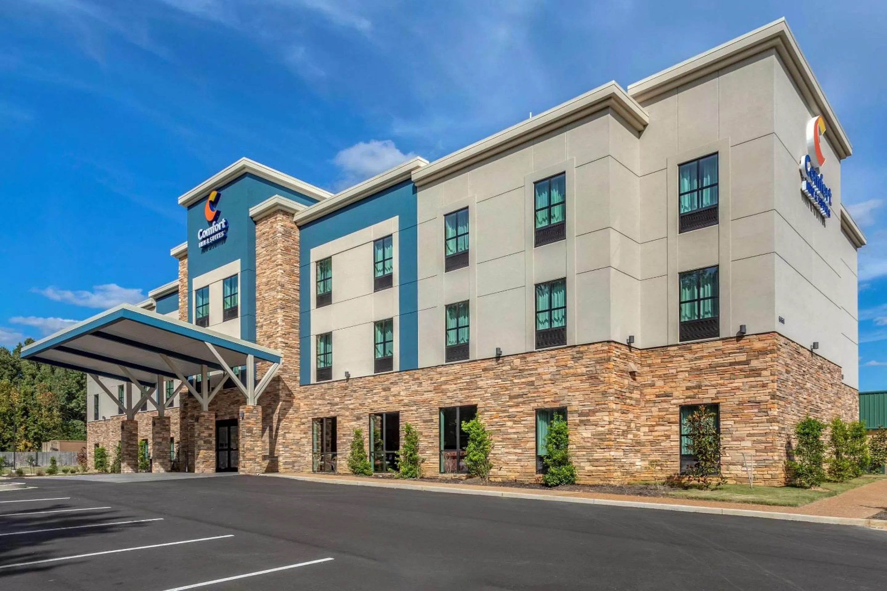 Property building in Comfort Inn & Suites Olive Branch - Memphis South