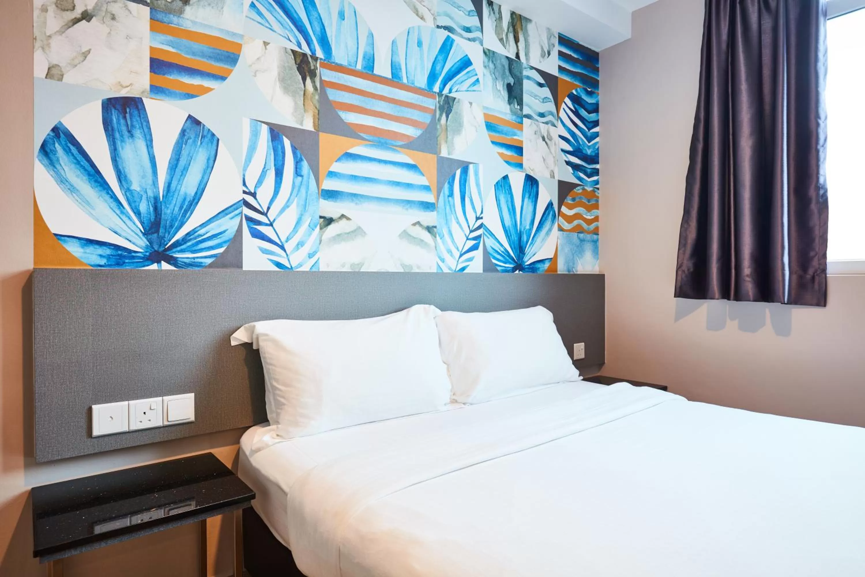 Bed in ibis budget Singapore Sapphire