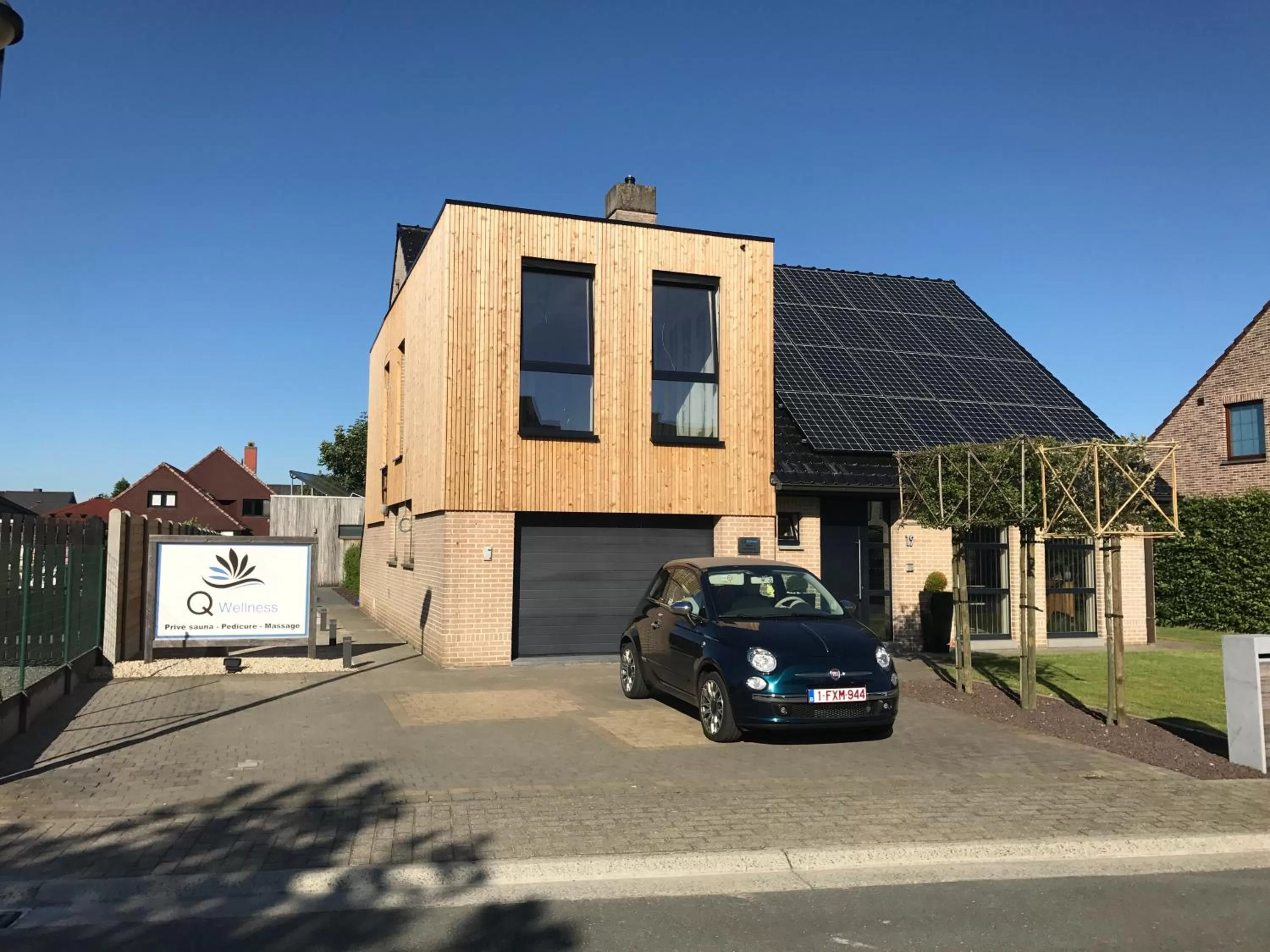 Property Building in Q Studio