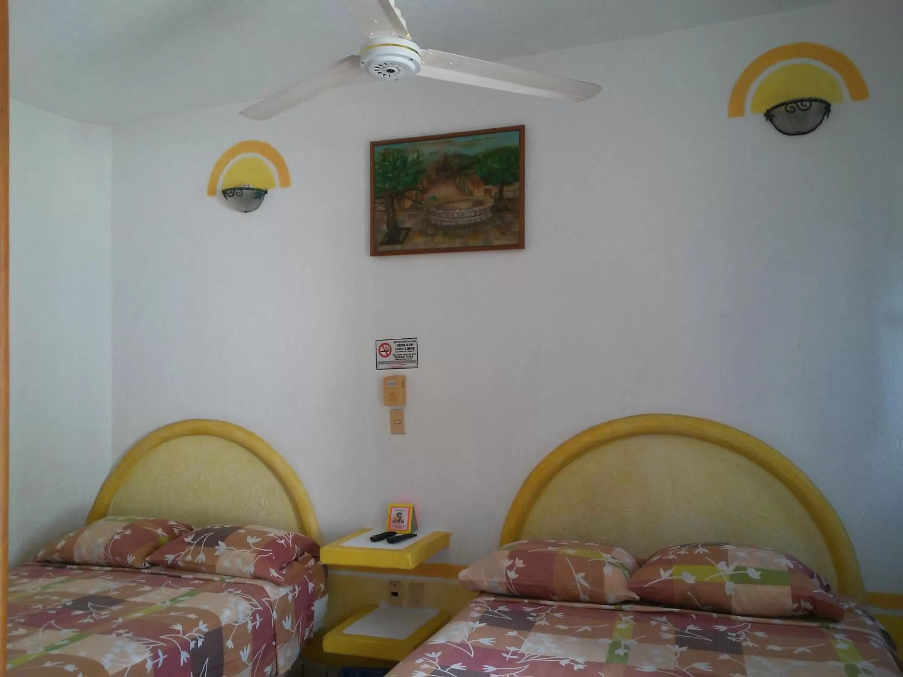 Photo of the whole room, Bed in Hotel Sarabi