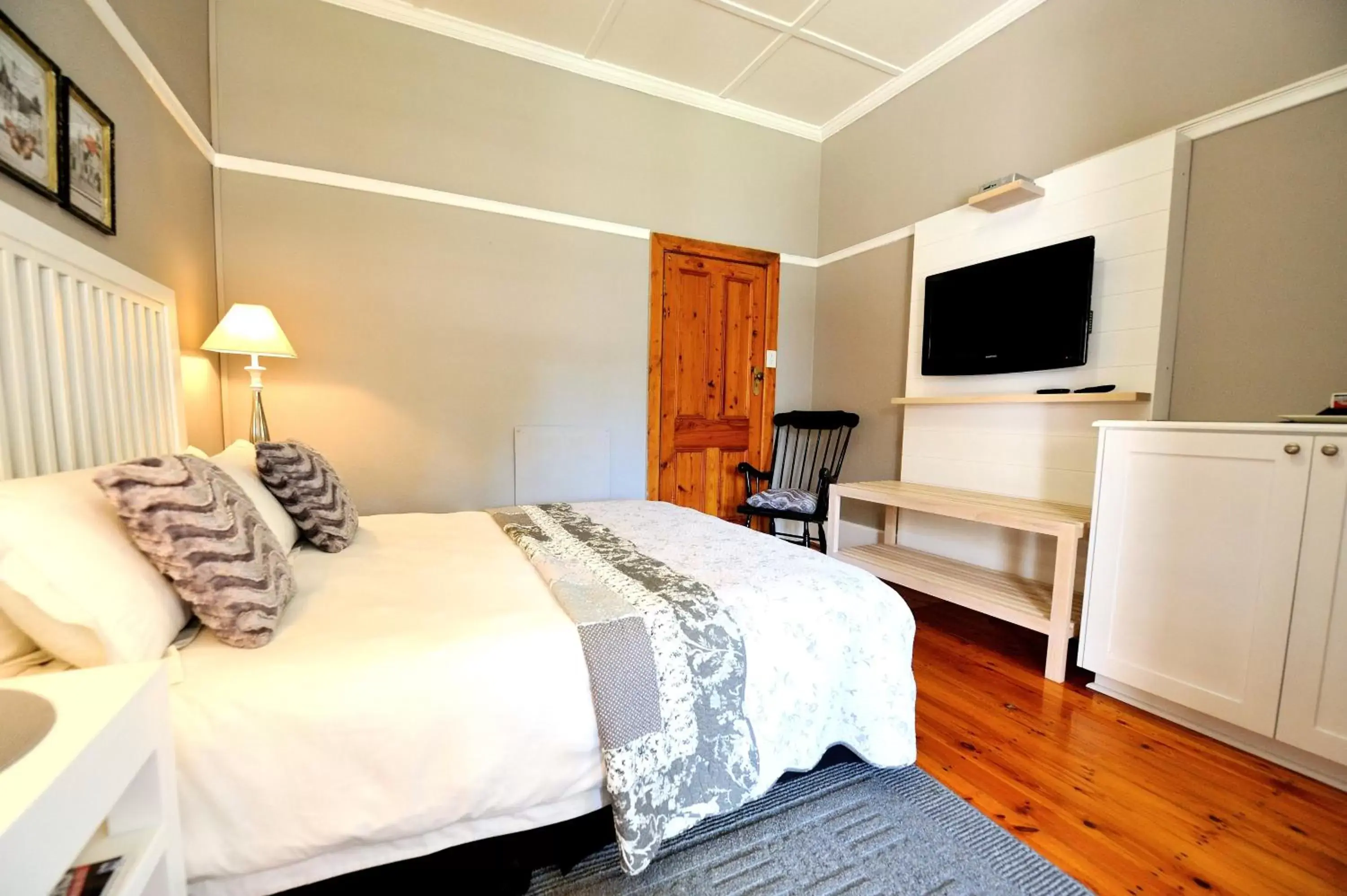 Deluxe Double Room in Beachwalk Bed and Breakfast - #Solar Energy #No Loadshedding Deluxe Double Room in Beachwalk Bed and Breakfast - #Solar Energy #No Loadshedding