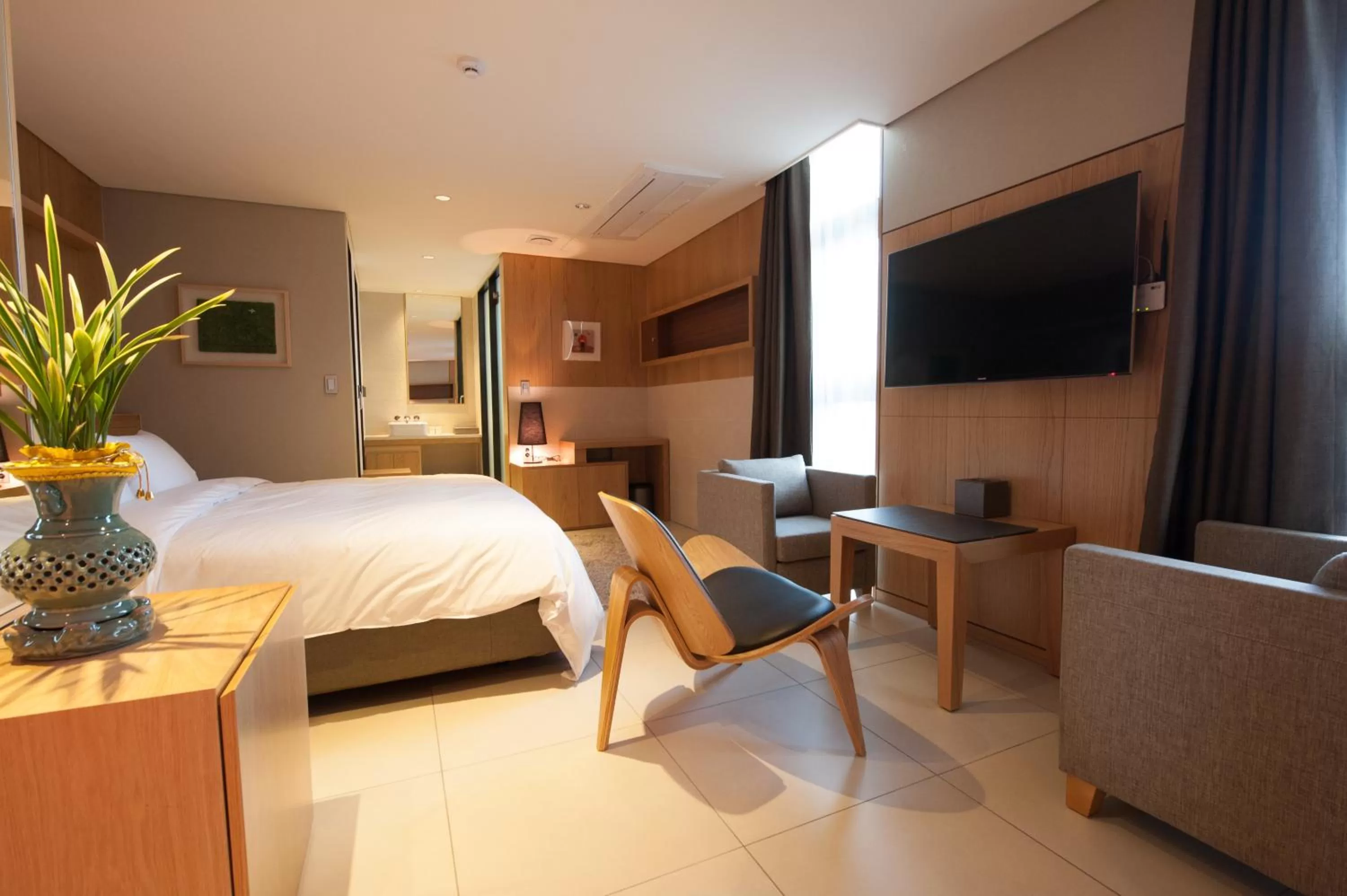 Photo of the whole room, Bed in Rian Hotel