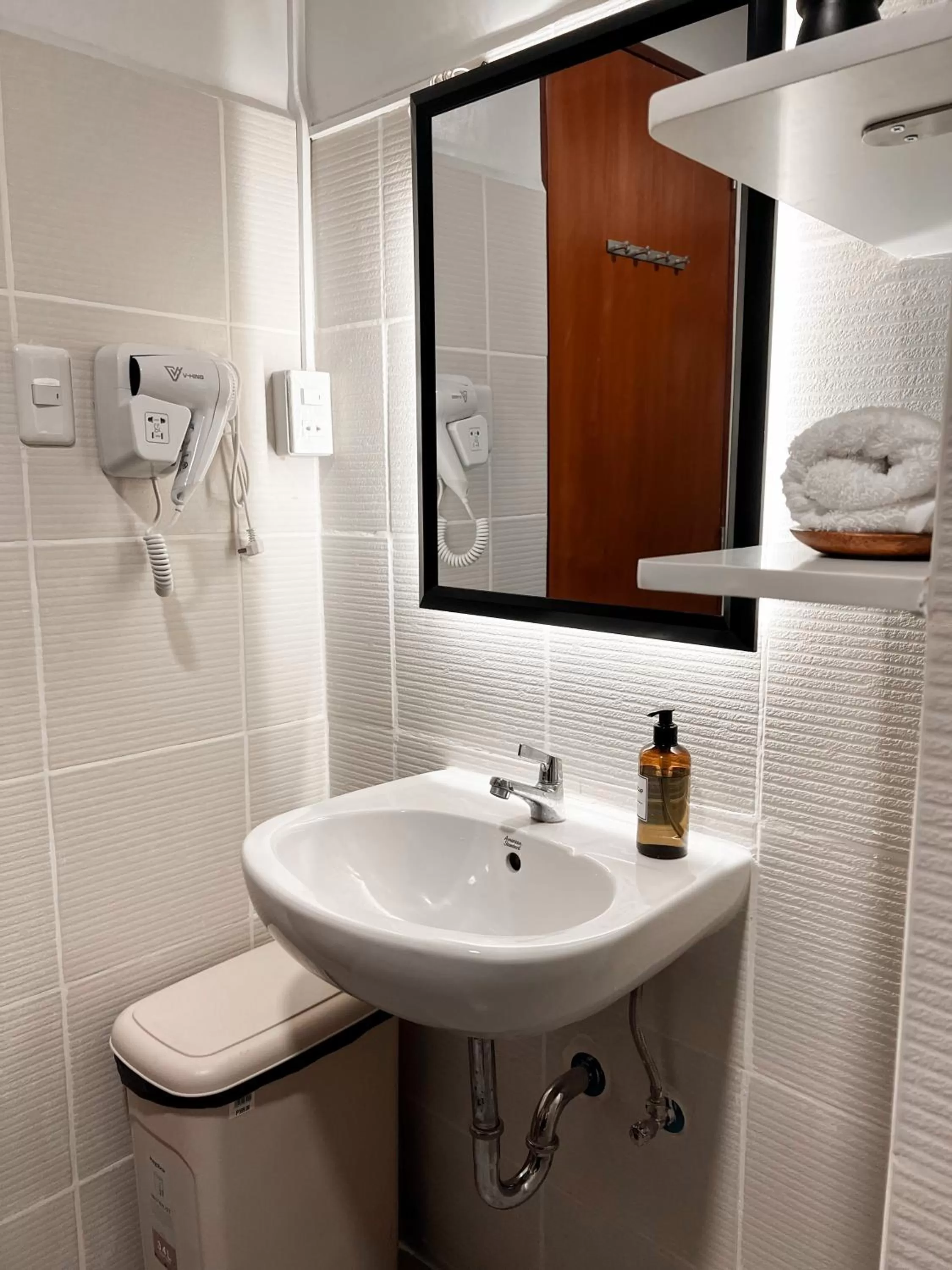 Bathroom in AZRA Bacolod at Mesavirre Garden Residences