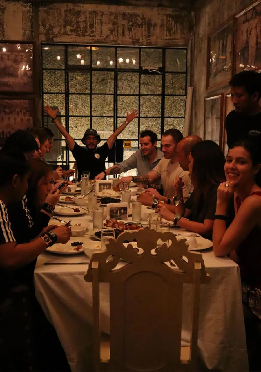 Restaurant/places to eat in Z Hostel