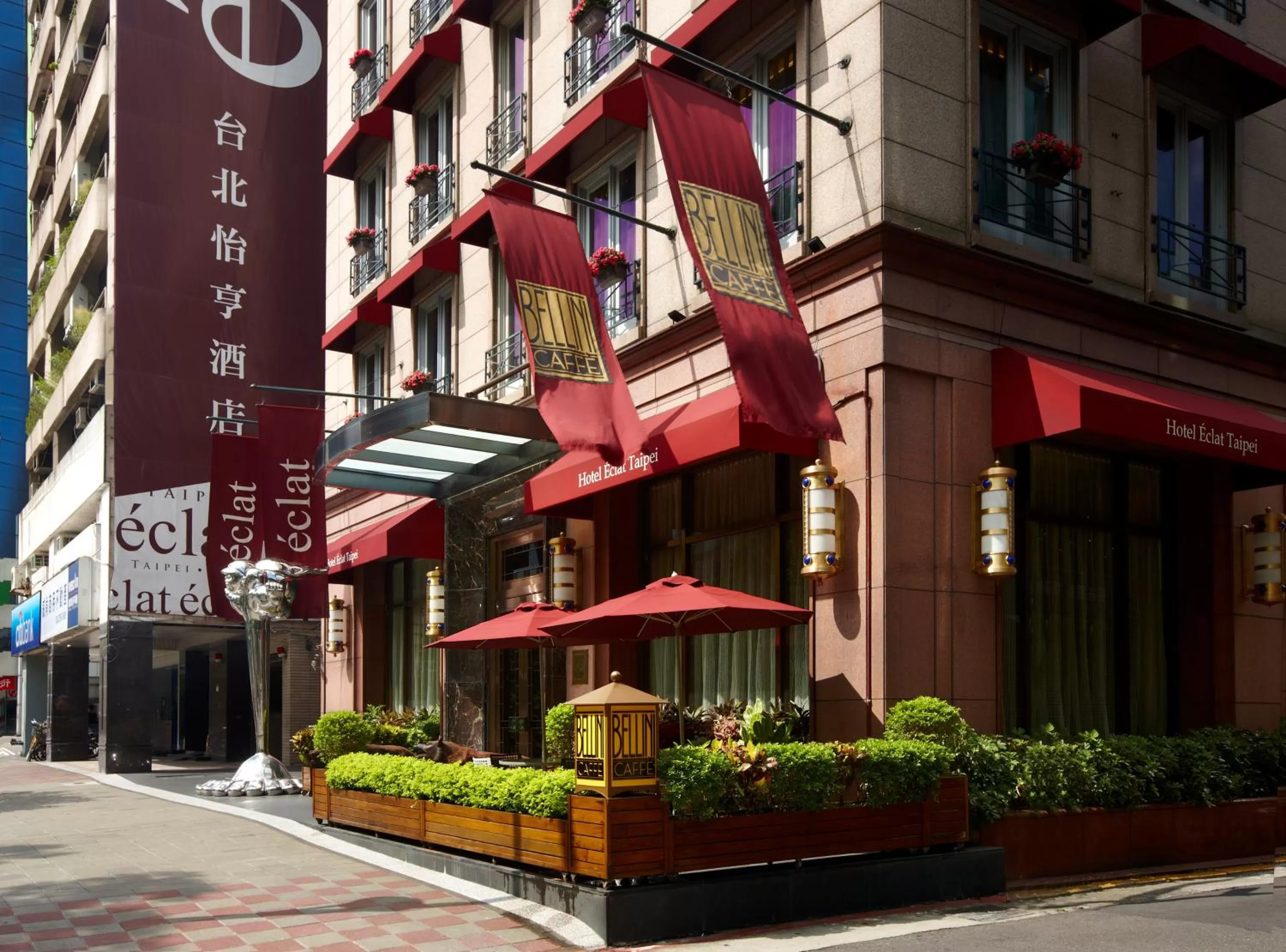 Facade/entrance in Hotel Eclat Taipei