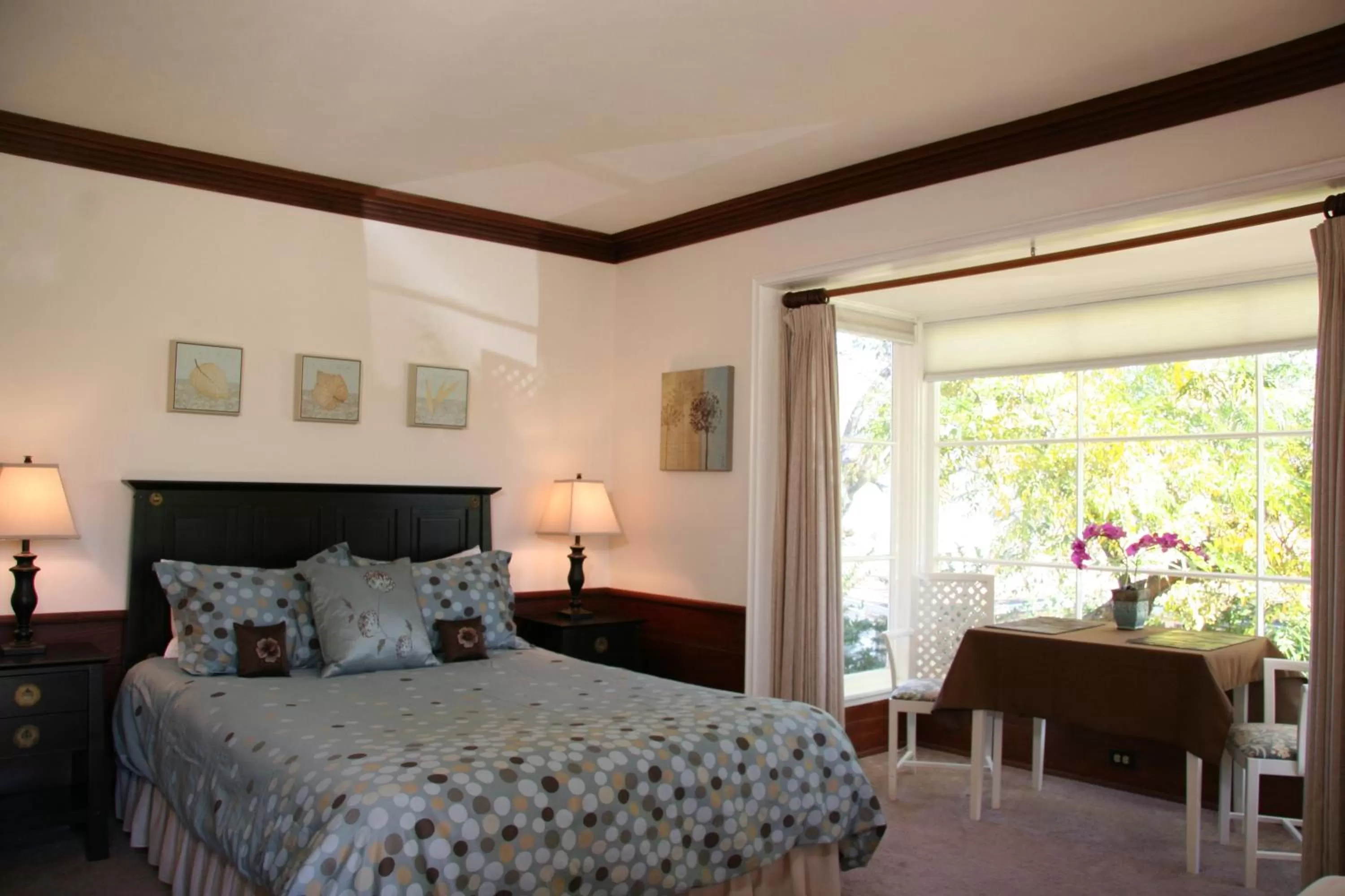 Bedroom, Bed in Ojai Retreat & Inn
