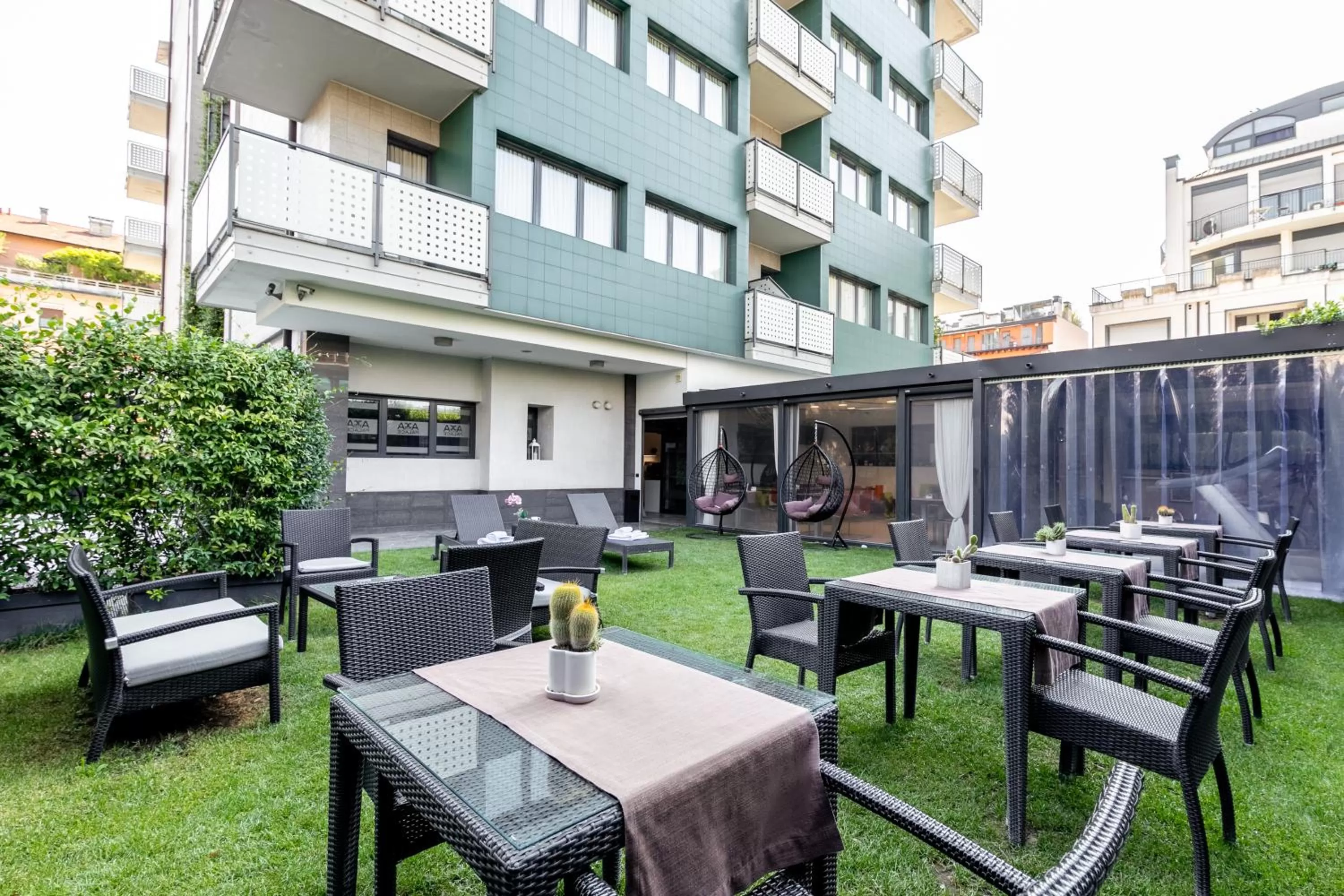 Garden in Acca Palace AA Hotels