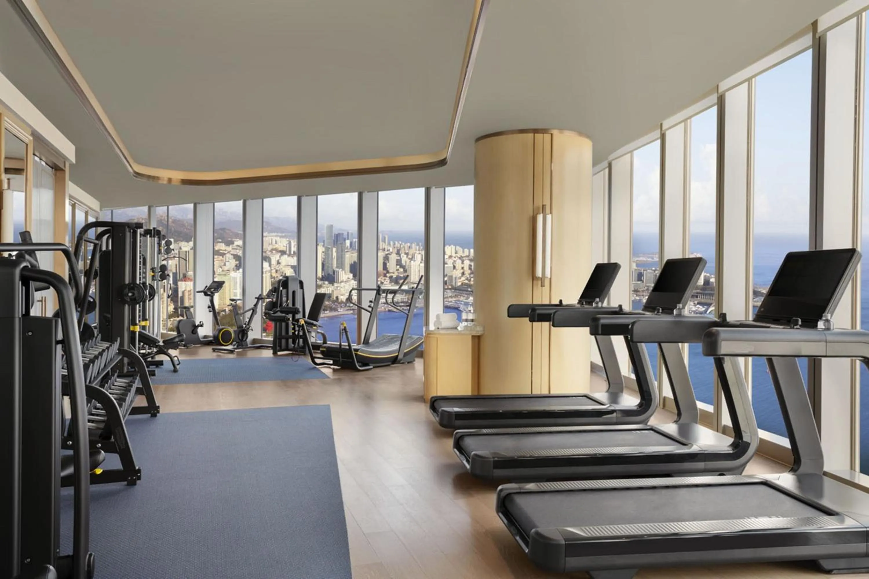 Fitness centre/facilities in The St. Regis Qingdao
