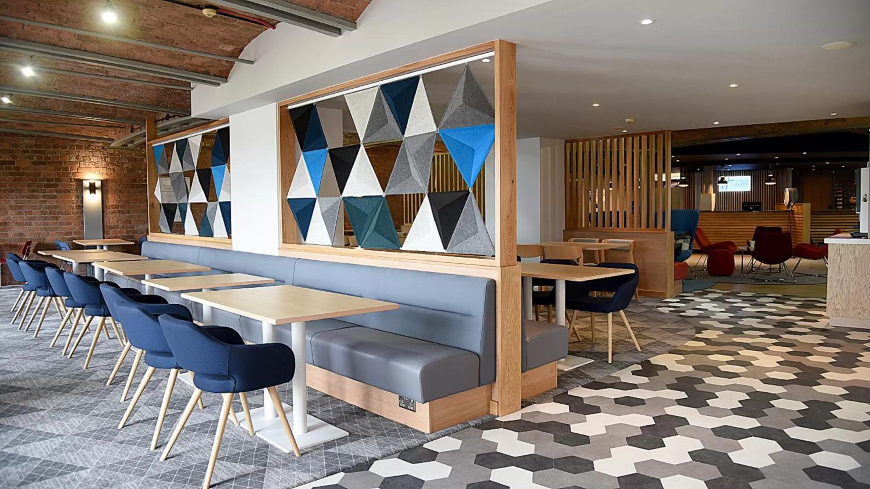 Restaurant/places to eat in Holiday Inn Express Liverpool-Albert Dock by IHG