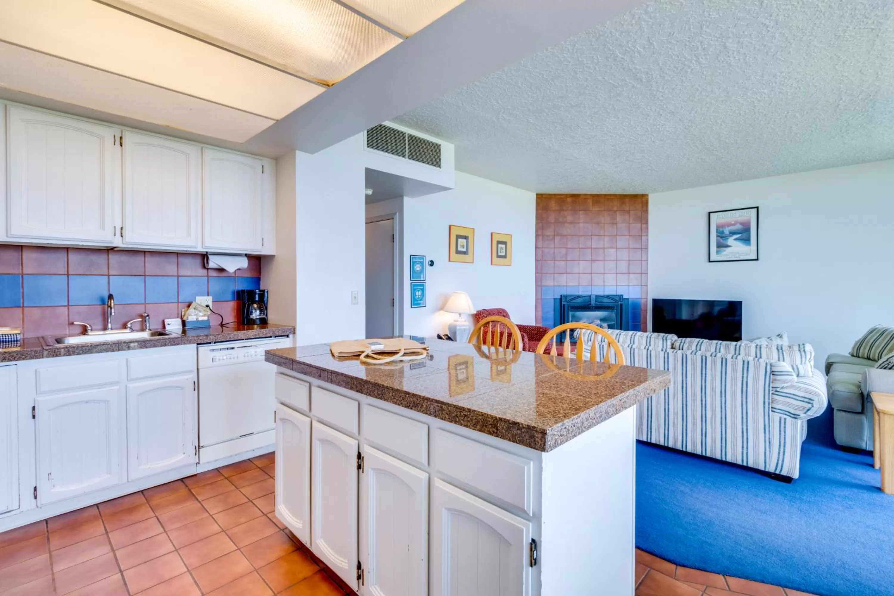 Kitchen/Kitchenette in Sand & Sea: The Promenade (100)