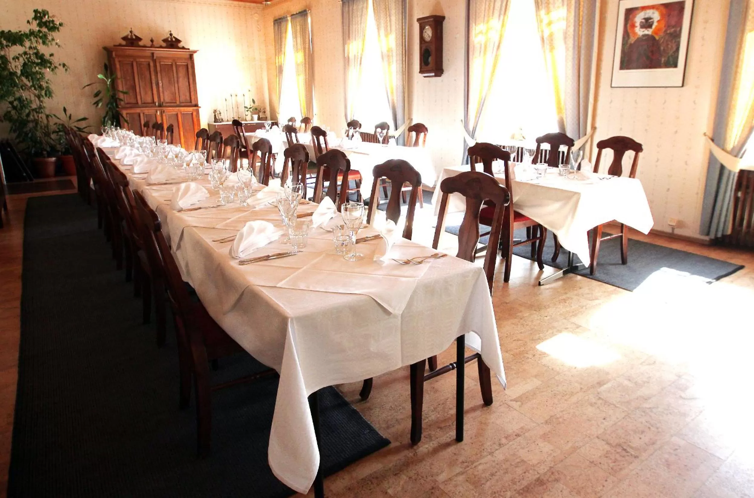 Restaurant/places to eat in Hotel Merihovi