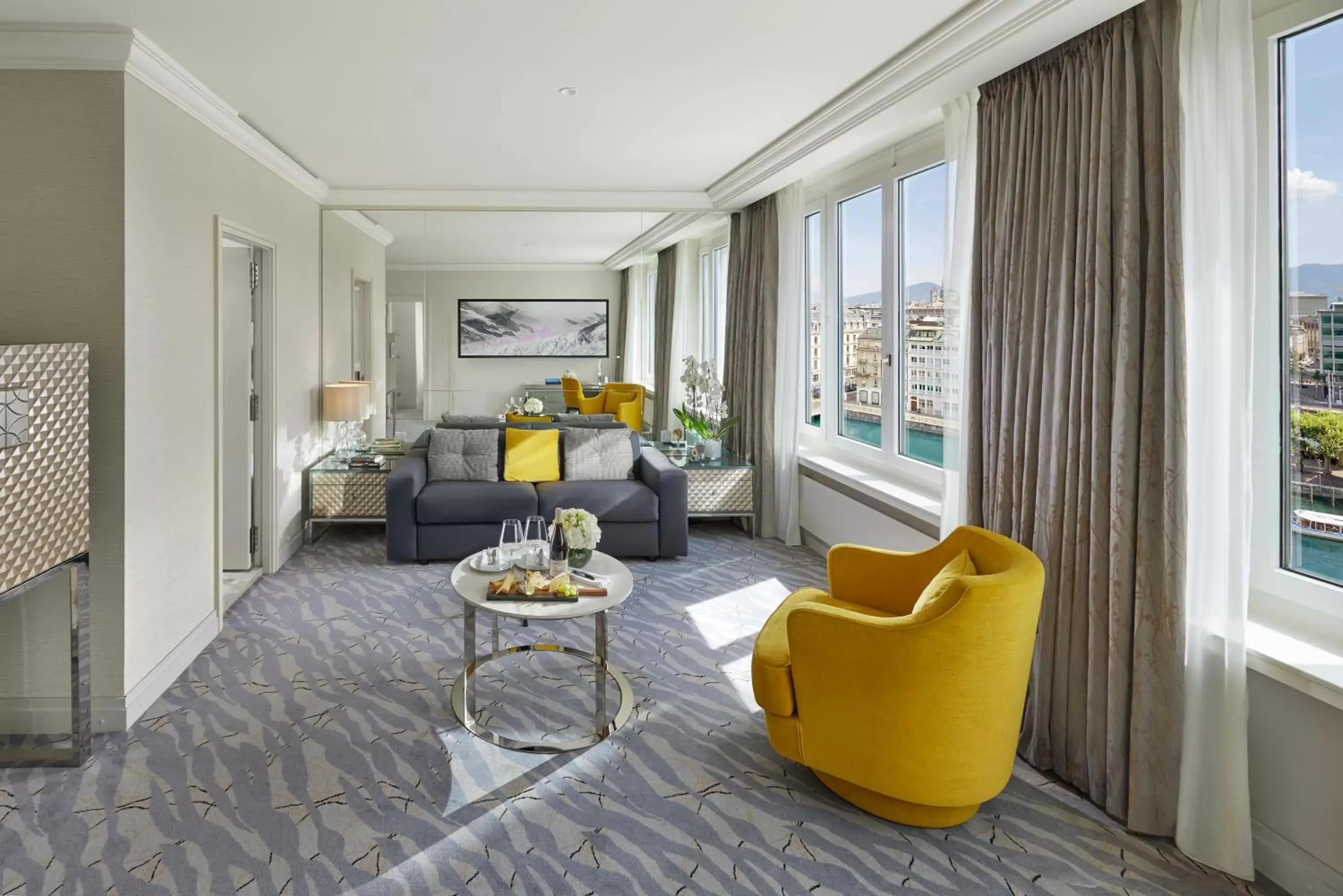 River View Suite King in Mandarin Oriental, Geneva River View Suite King in Mandarin Oriental, Geneva