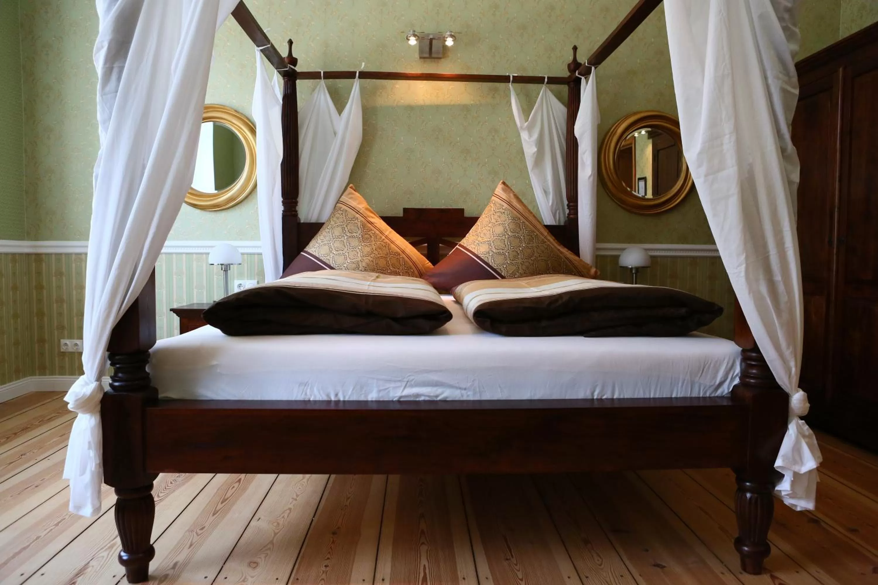 Bed in Garden Living - Boutique Hotel