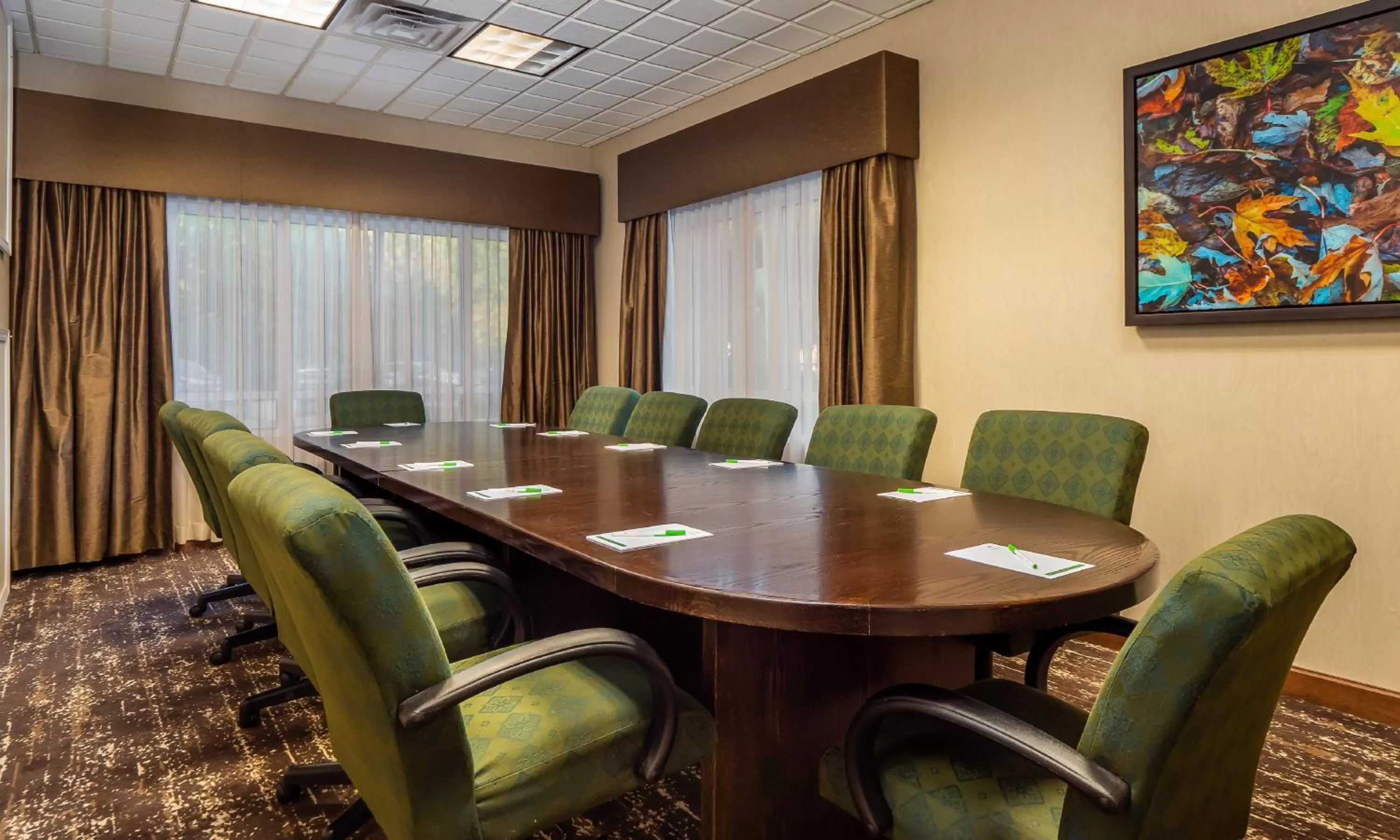 Meeting/conference room in Holiday Inn Conference Center Marshfield by IHG