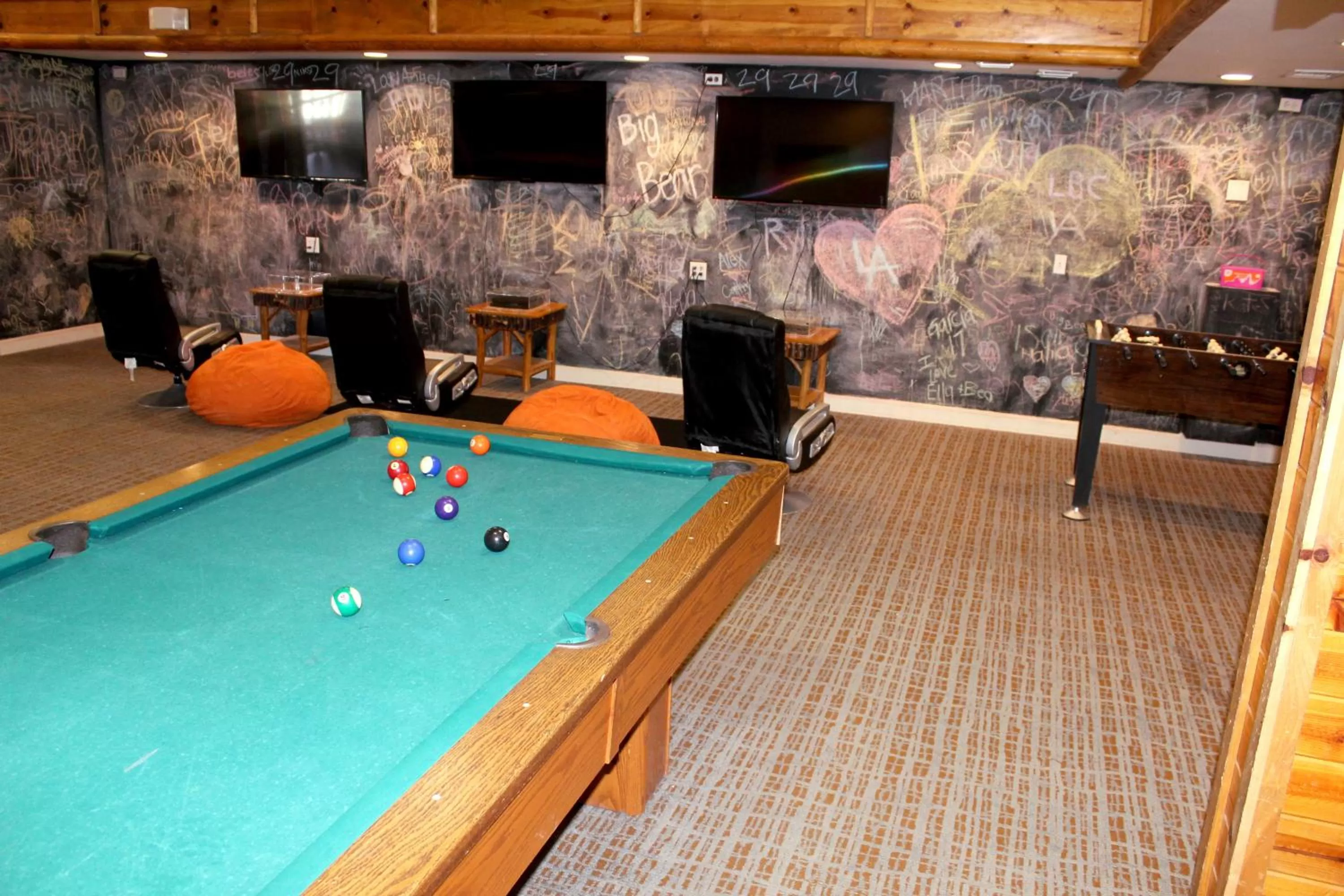 Game Room in Holiday Inn Resort The Lodge at Big Bear Lake by IHG