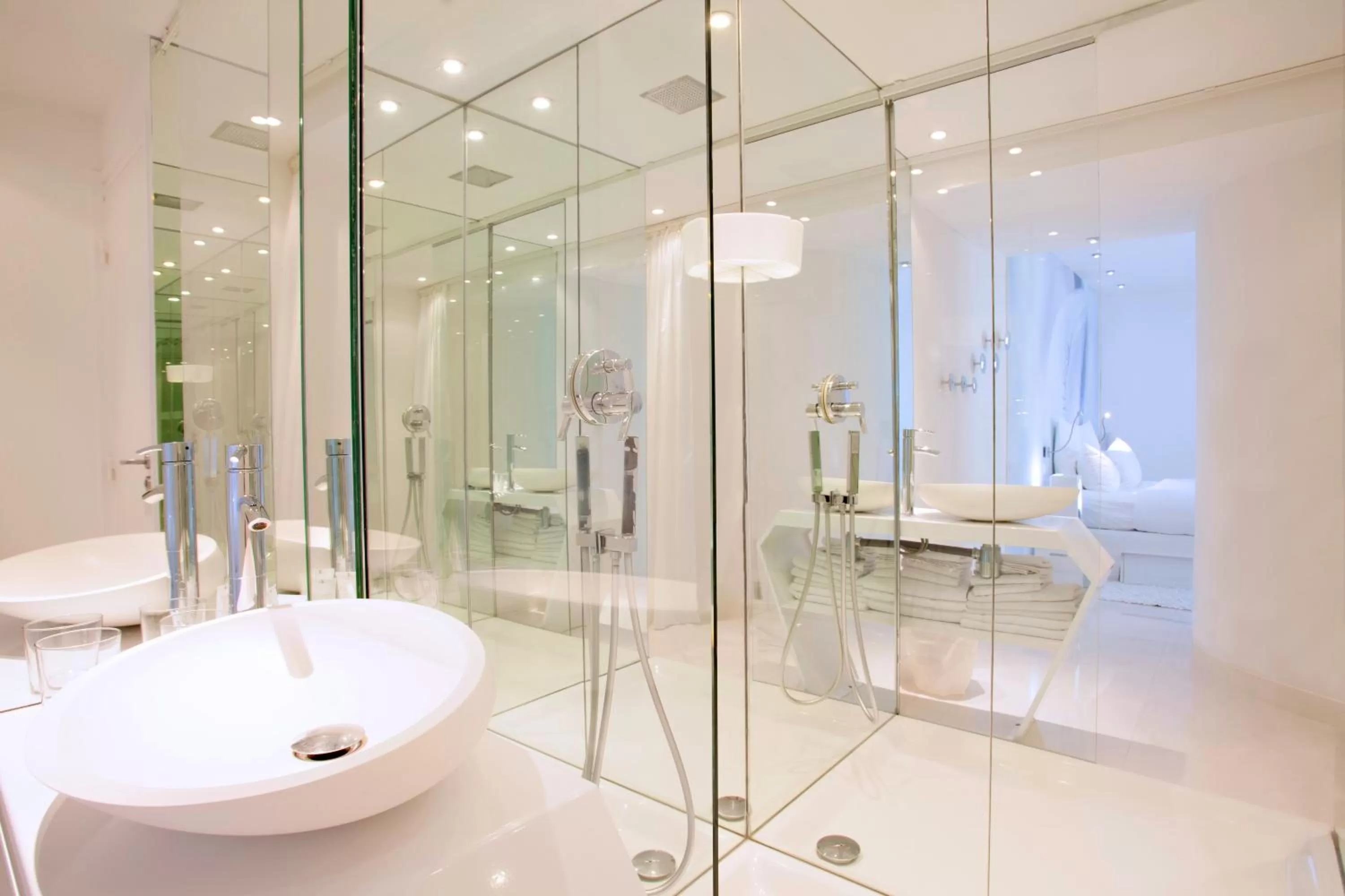 Shower in Blc Design Hotel
