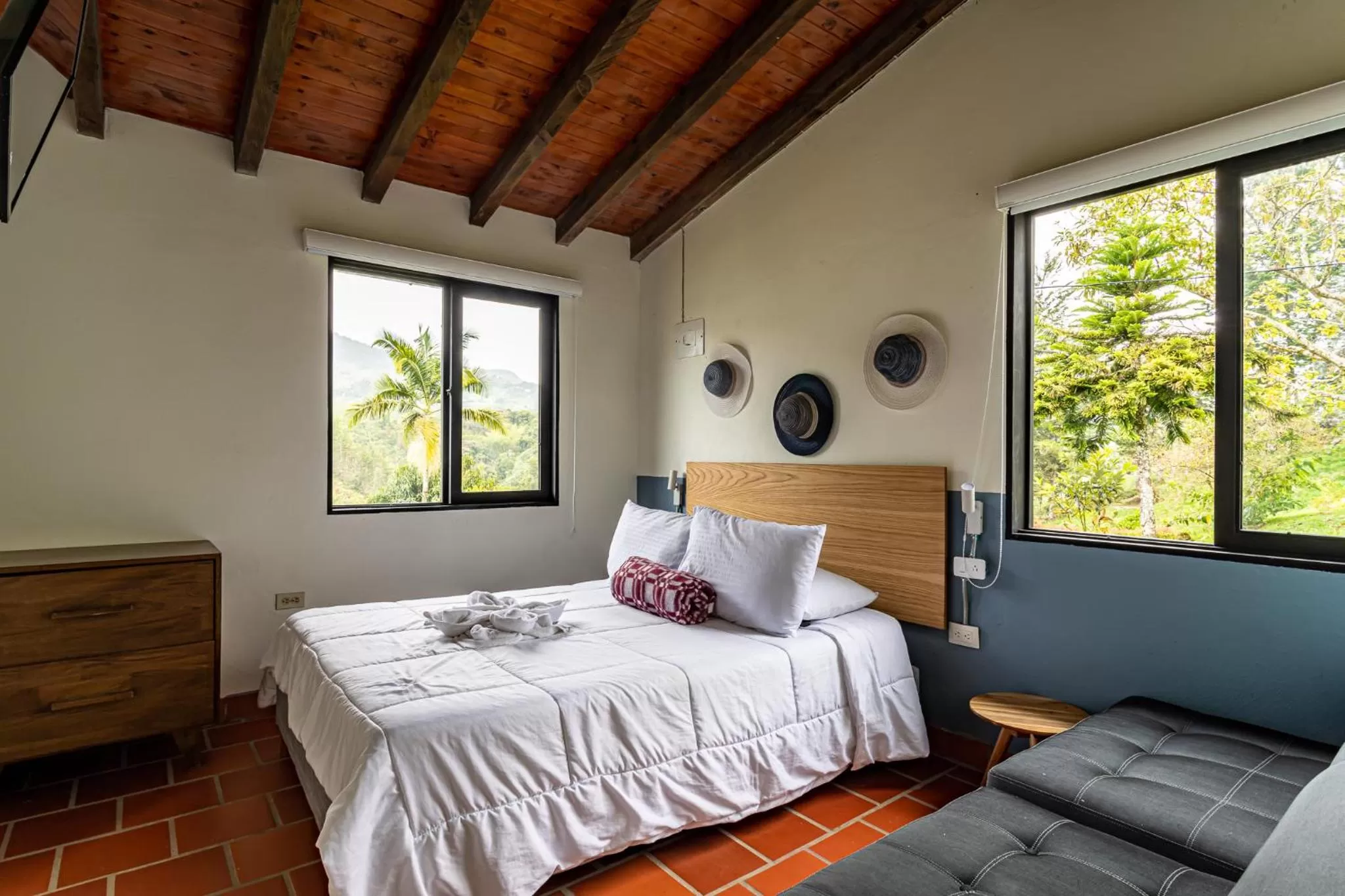 Bed in Soy Local Guatape