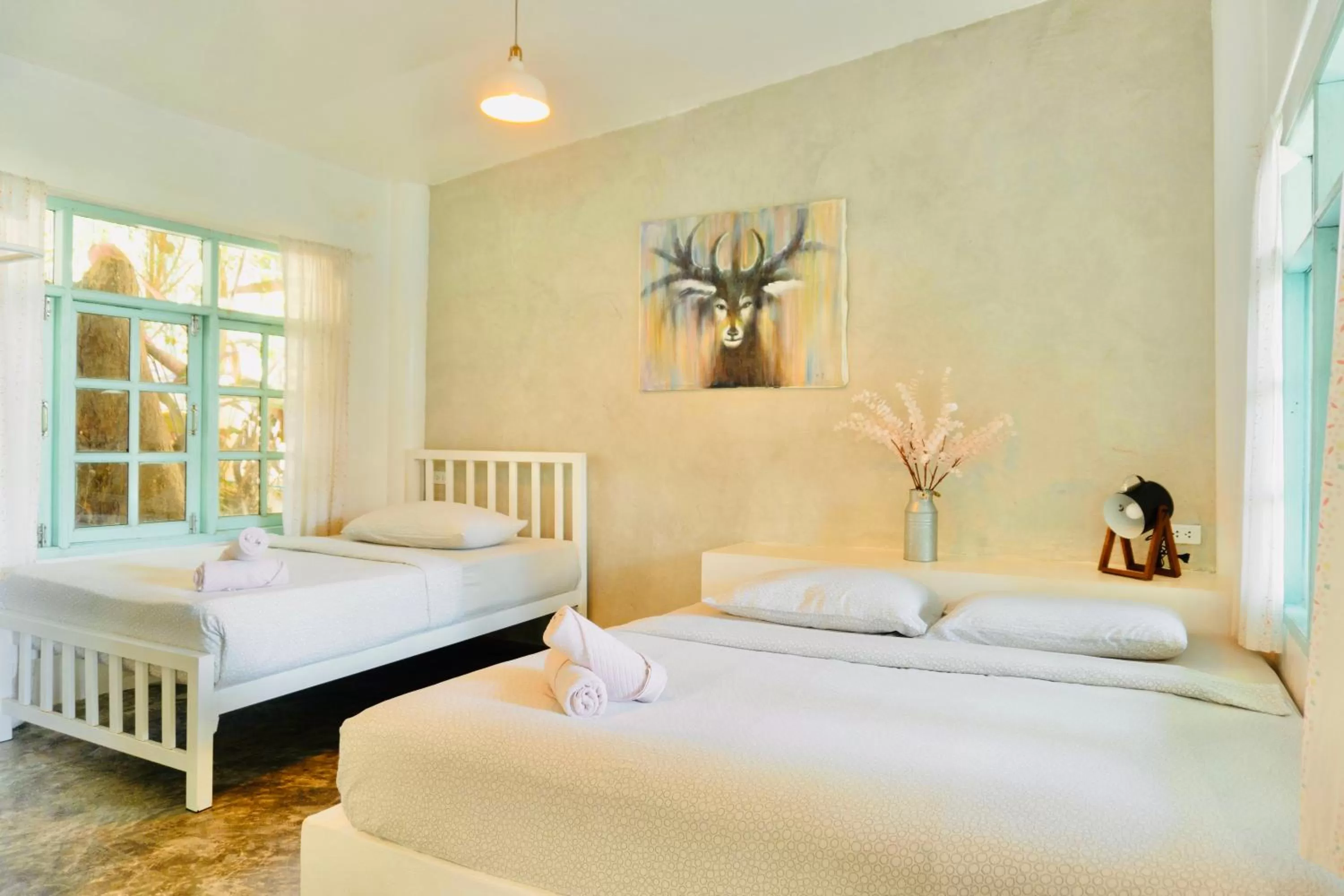 Indie Beach Bungalows